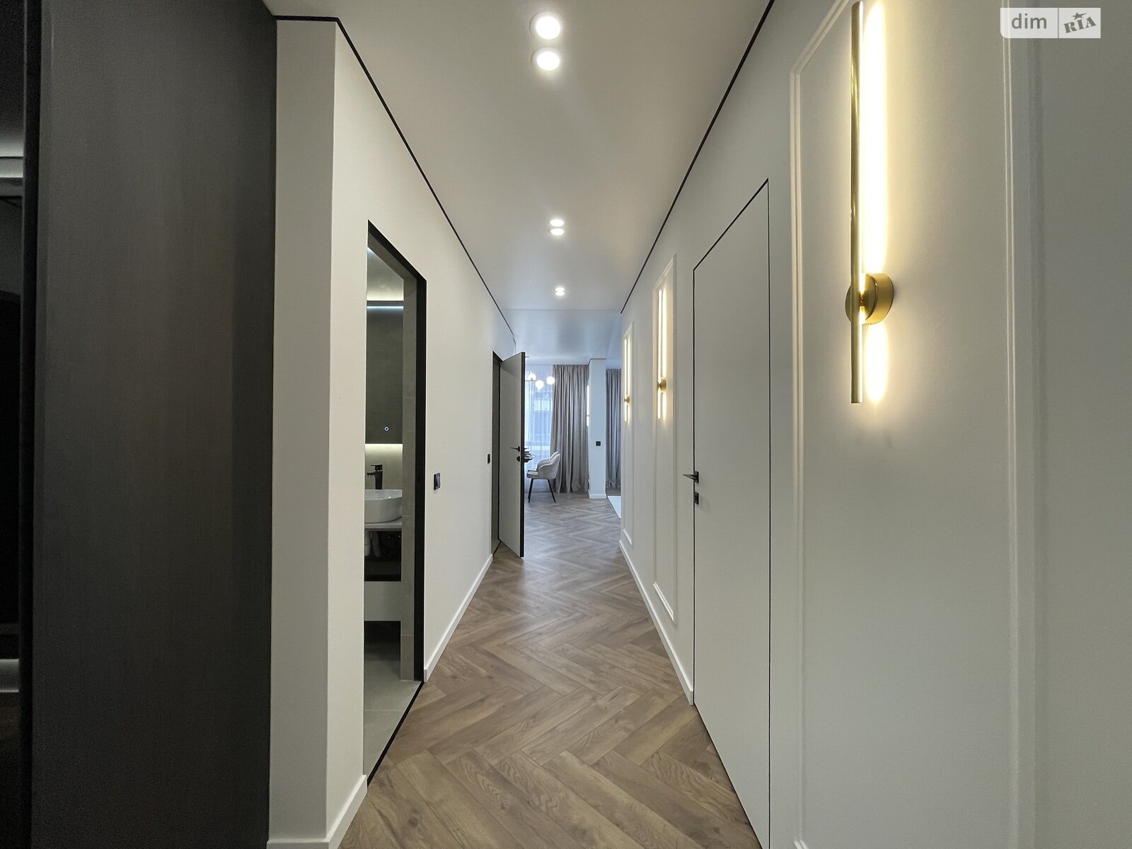 Продаж трикімнатної квартири в Івано-Франківську, на вул. Юліана Пелеша, район Княгинин фото 1 Продаж трикімнатної квартири в Івано-Франківську, на вул. Юліана Пелеша, район Княгинин фото 1