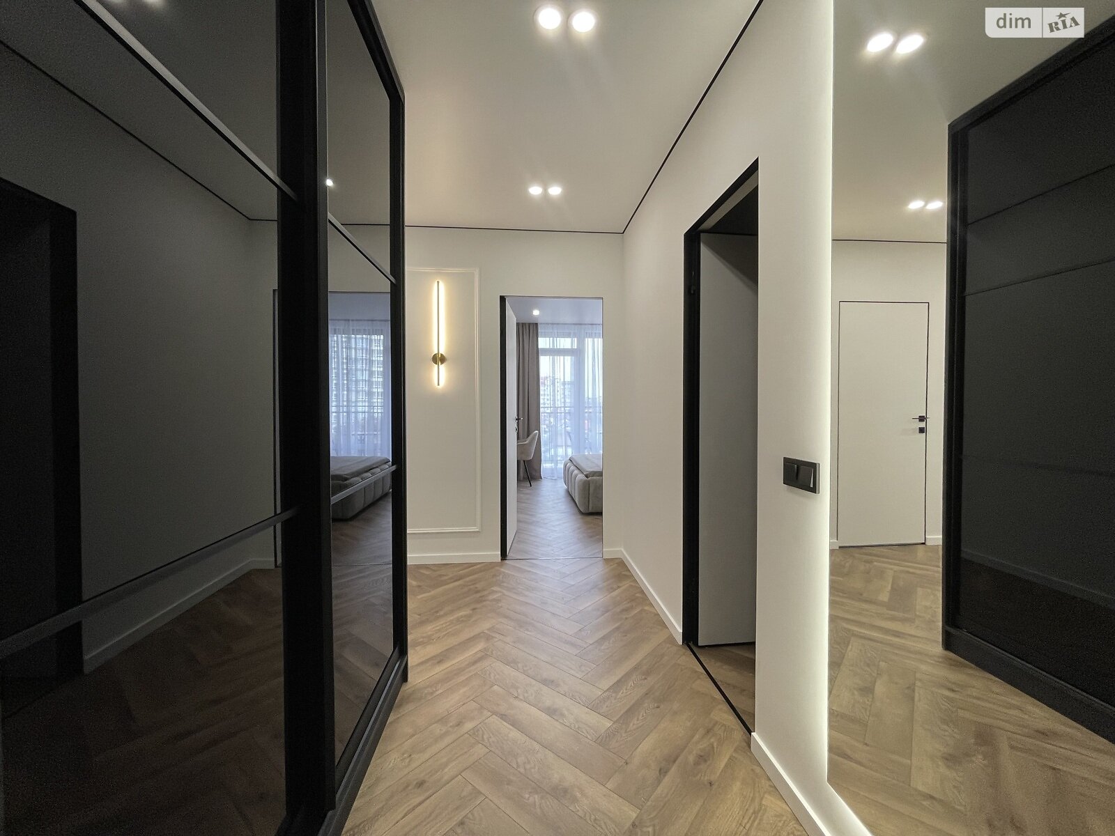 Продаж трикімнатної квартири в Івано-Франківську, на вул. Юліана Пелеша, район Княгинин фото 1 Продаж трикімнатної квартири в Івано-Франківську, на вул. Юліана Пелеша, район Княгинин фото 1