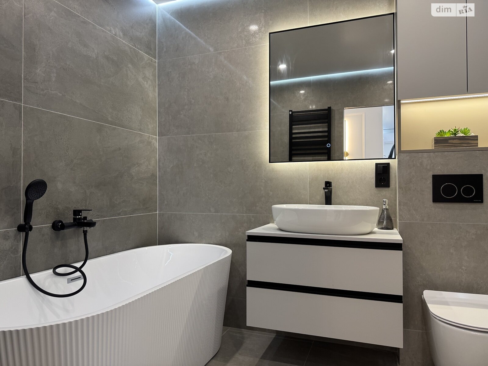 Продаж двокімнатної квартири в Івано-Франківську, на вул. Юліана Пелеша, район Княгинин фото 1