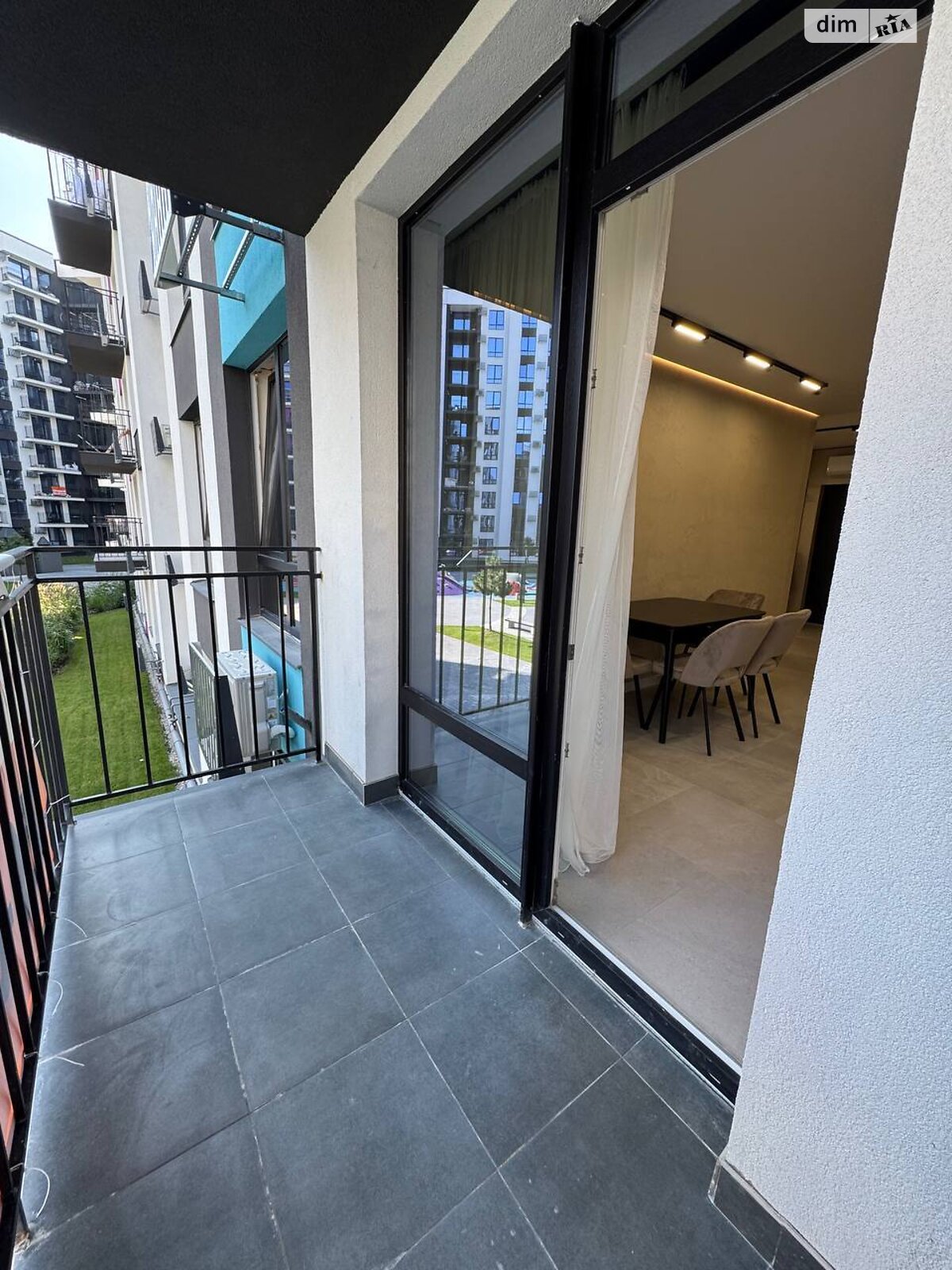 Продажа двухкомнатной квартиры в Ивано-Франковске, на ул. Юліана Пелеша, район Княгинин фото 1 Продажа двухкомнатной квартиры в Ивано-Франковске, на ул. Юліана Пелеша, район Княгинин фото 1