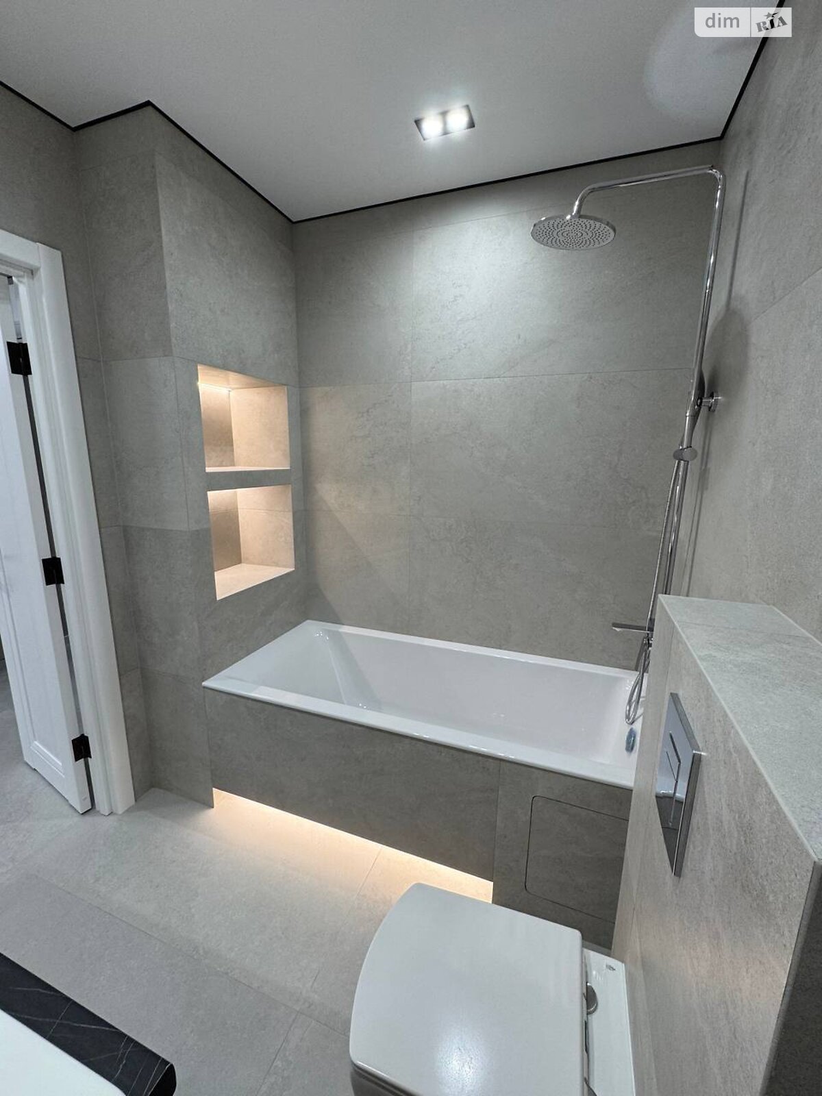 Продажа двухкомнатной квартиры в Ивано-Франковске, на ул. Юліана Пелеша, район Княгинин фото 1 Продажа двухкомнатной квартиры в Ивано-Франковске, на ул. Юліана Пелеша, район Княгинин фото 1