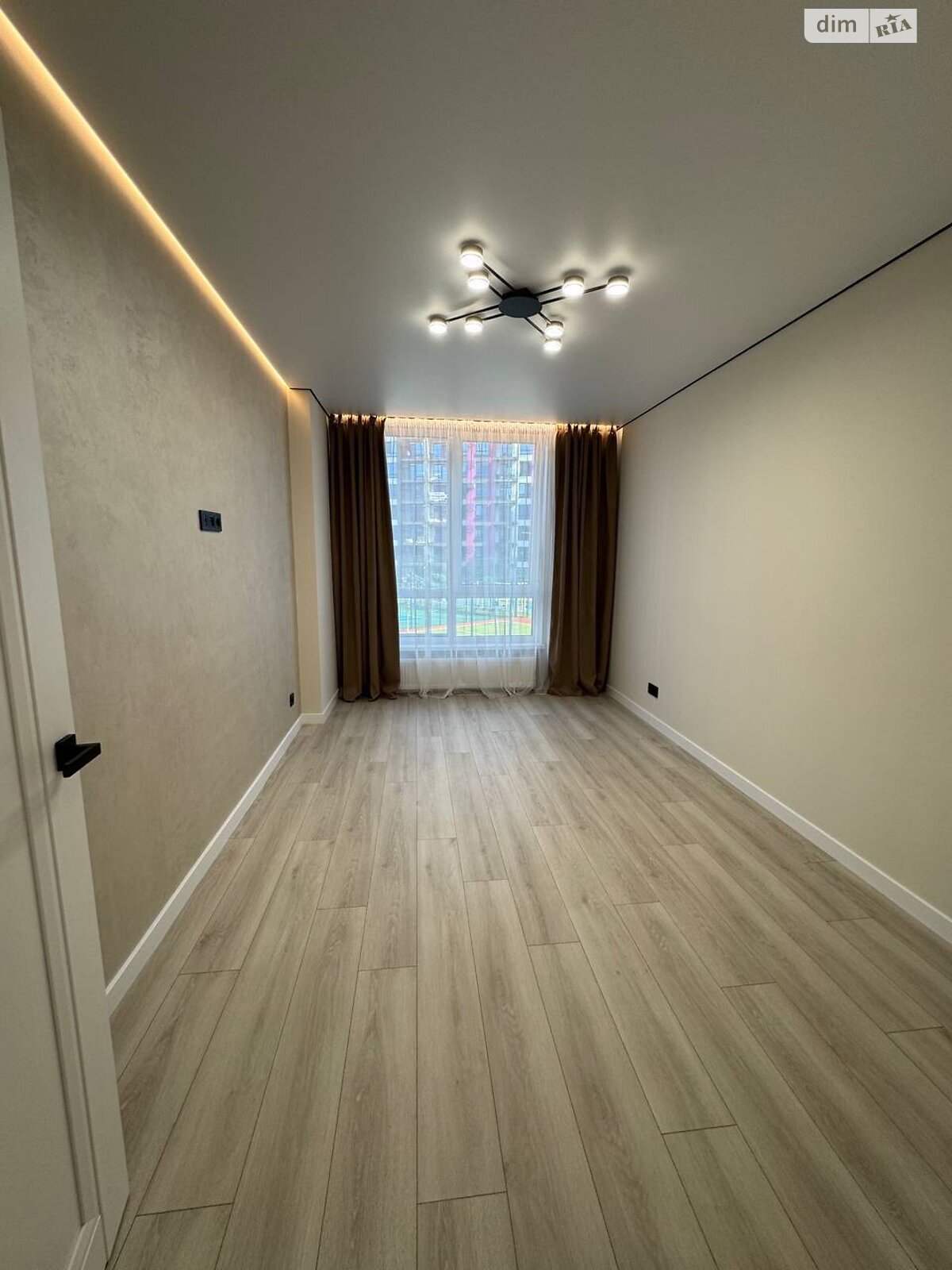 Продажа двухкомнатной квартиры в Ивано-Франковске, на ул. Юліана Пелеша, район Княгинин фото 1 Продажа двухкомнатной квартиры в Ивано-Франковске, на ул. Юліана Пелеша, район Княгинин фото 1