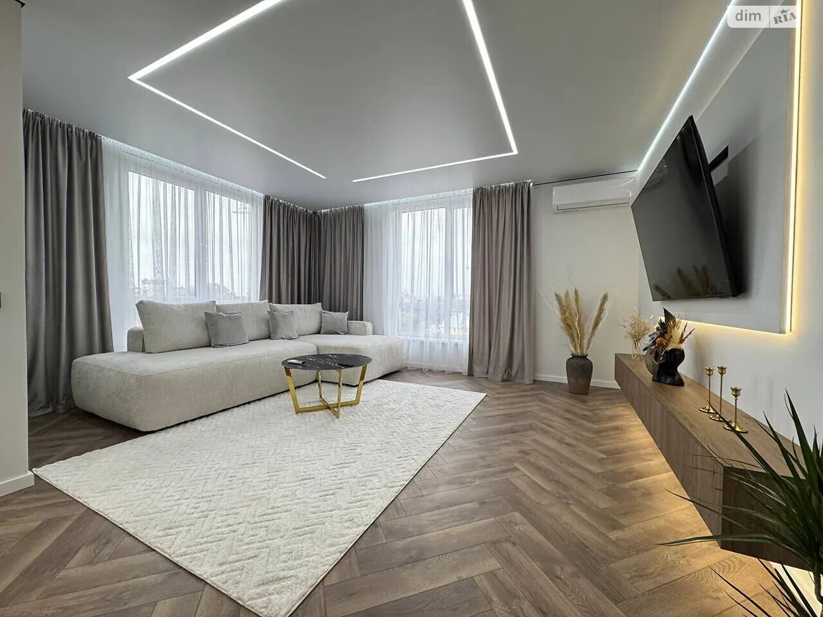 Продаж трикімнатної квартири в Івано-Франківську, на вул. Юліана Пелеша, район Княгинин фото 1 Продаж трикімнатної квартири в Івано-Франківську, на вул. Юліана Пелеша, район Княгинин фото 1