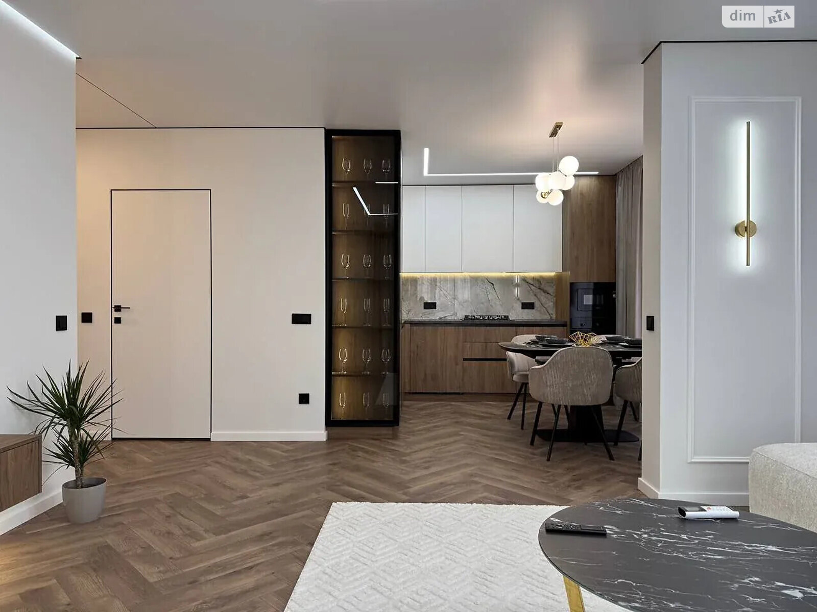 Продаж трикімнатної квартири в Івано-Франківську, на вул. Юліана Пелеша, район Княгинин фото 1 Продаж трикімнатної квартири в Івано-Франківську, на вул. Юліана Пелеша, район Княгинин фото 1