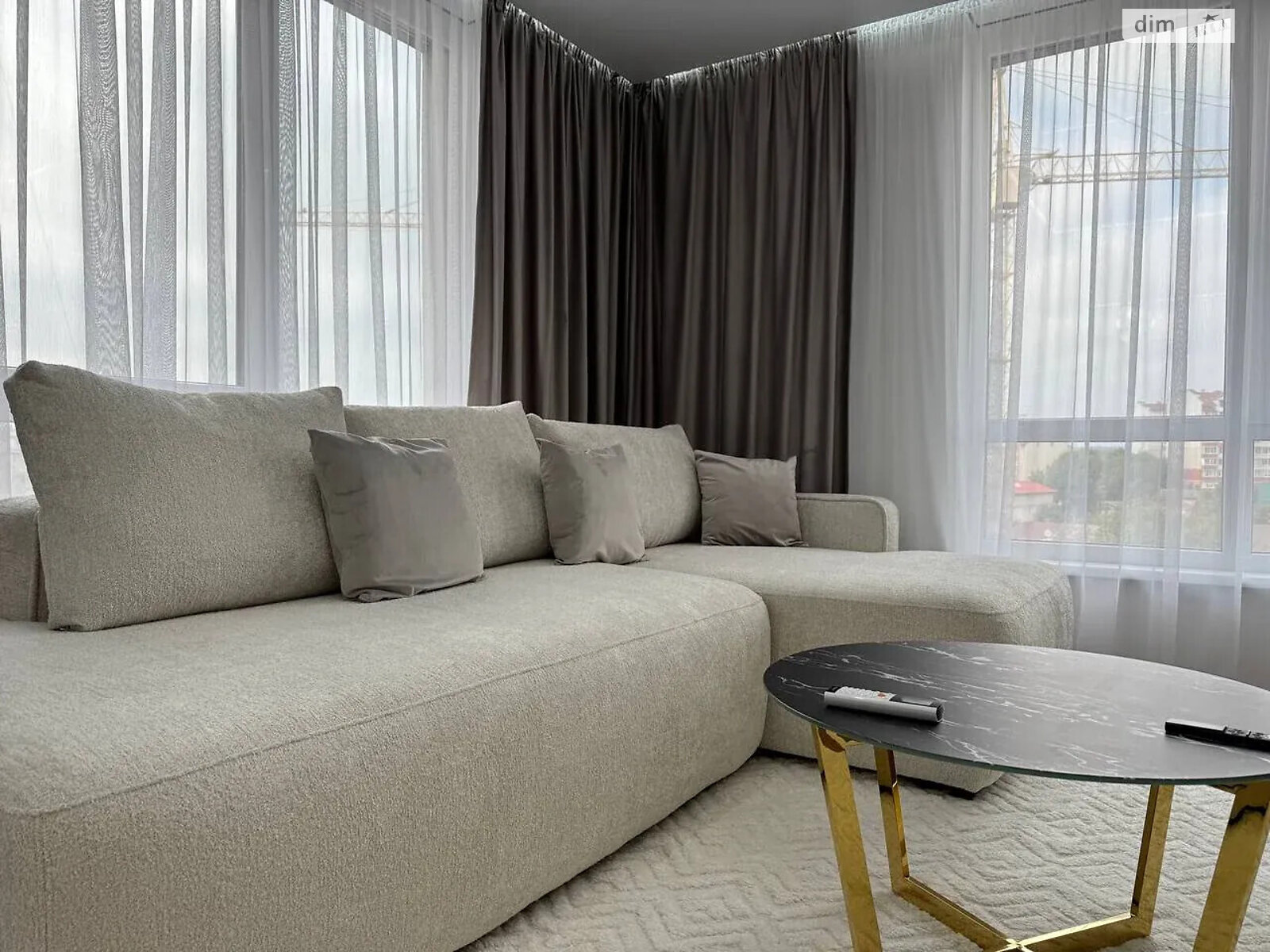 Продаж трикімнатної квартири в Івано-Франківську, на вул. Юліана Пелеша, район Княгинин фото 1 Продаж трикімнатної квартири в Івано-Франківську, на вул. Юліана Пелеша, район Княгинин фото 1