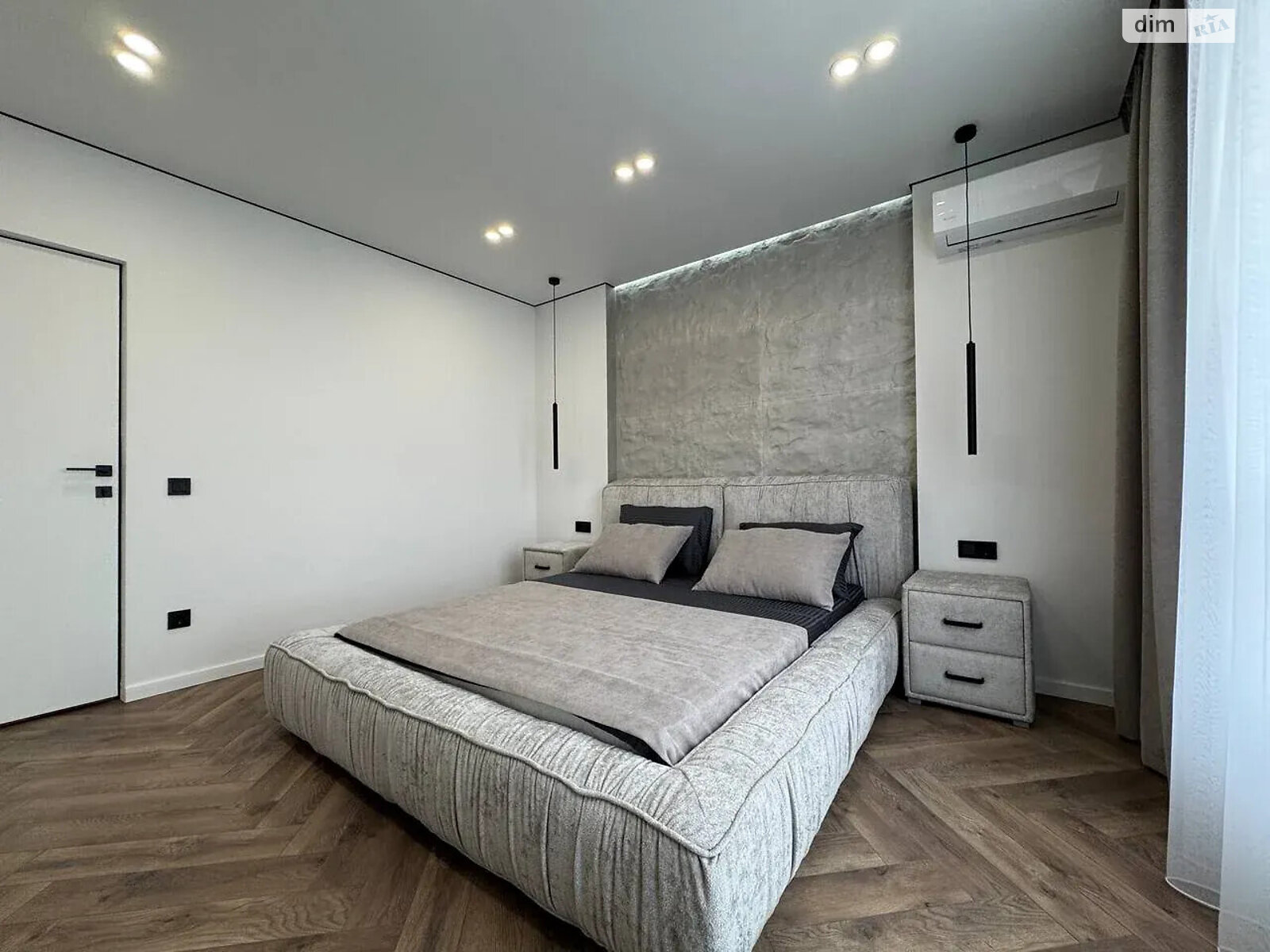 Продаж трикімнатної квартири в Івано-Франківську, на вул. Юліана Пелеша, район Княгинин фото 1 Продаж трикімнатної квартири в Івано-Франківську, на вул. Юліана Пелеша, район Княгинин фото 1