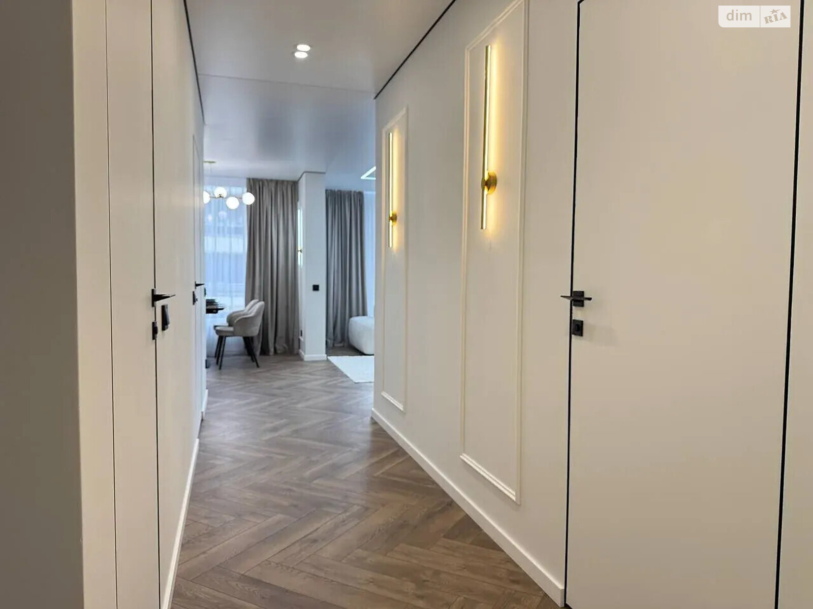 Продаж трикімнатної квартири в Івано-Франківську, на вул. Юліана Пелеша, район Княгинин фото 1 Продаж трикімнатної квартири в Івано-Франківську, на вул. Юліана Пелеша, район Княгинин фото 1