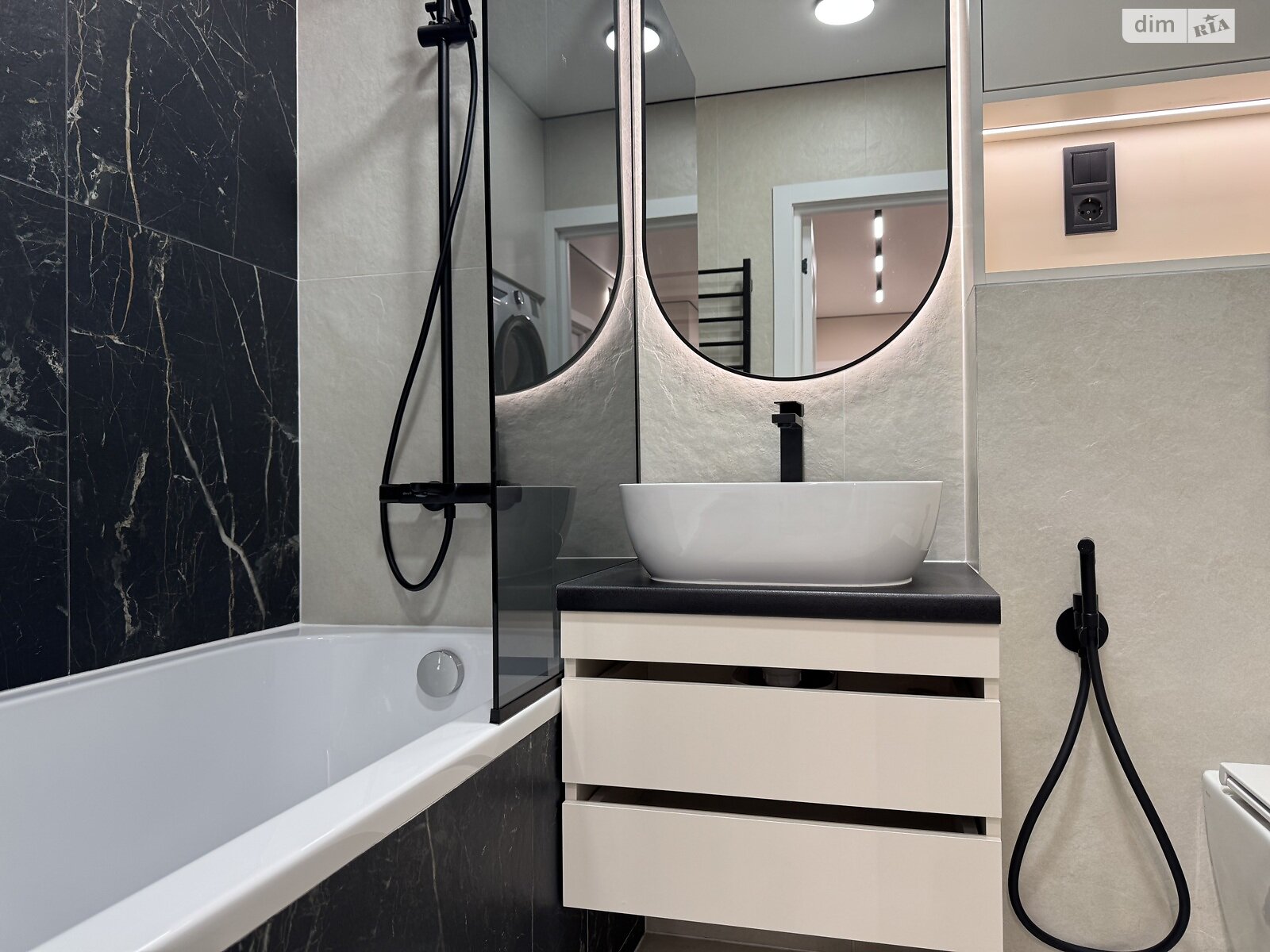 Продаж двокімнатної квартири в Івано-Франківську, на вул. Юліана Пелеша, район Княгинин фото 1