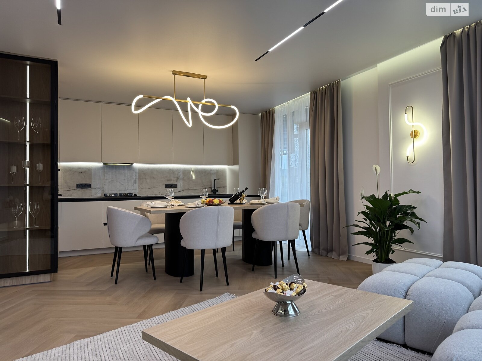 Продажа двухкомнатной квартиры в Ивано-Франковске, на ул. Юліана Пелеша 3 корпус 5, район Княгинин фото 1