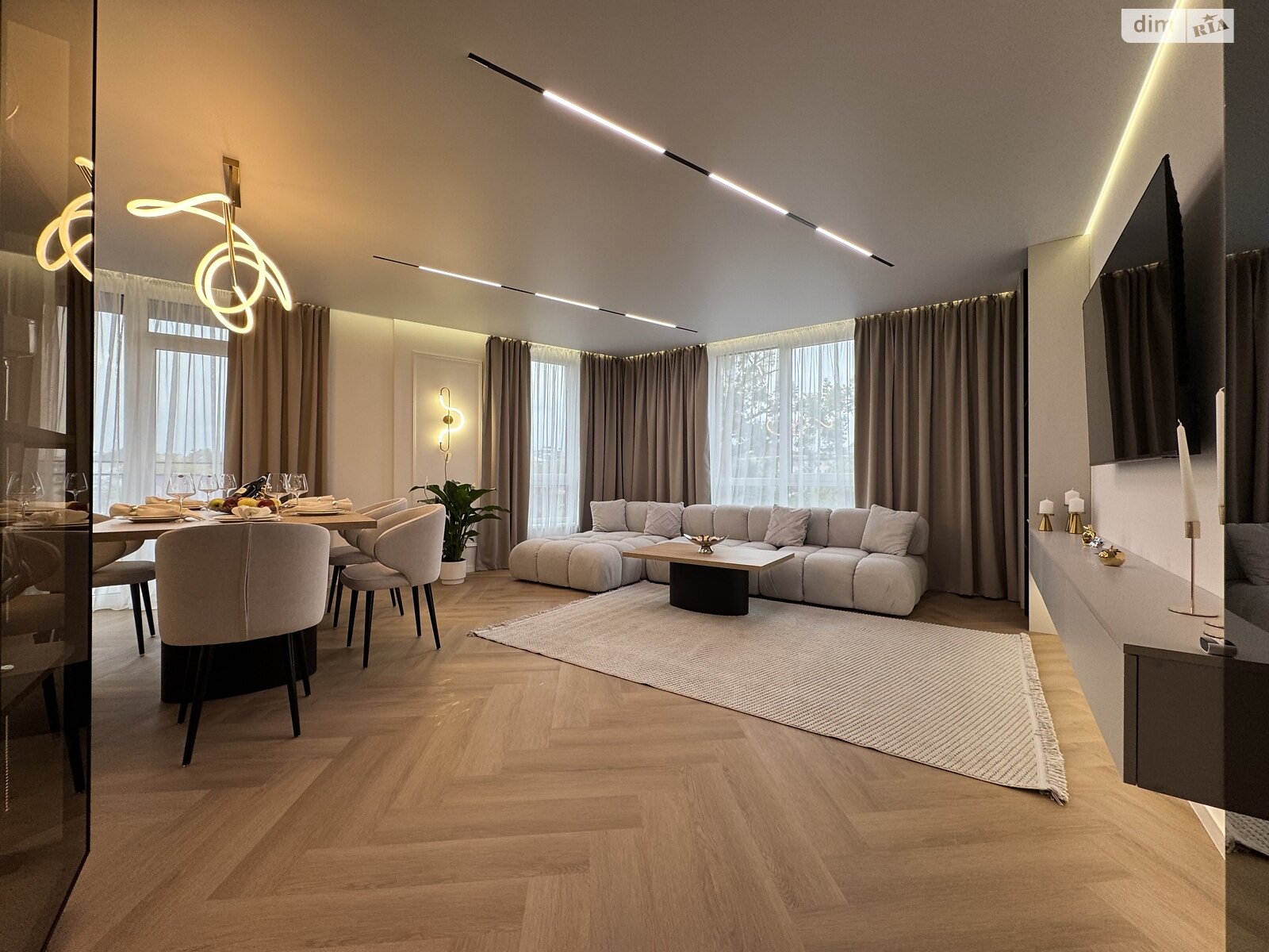 Продажа двухкомнатной квартиры в Ивано-Франковске, на ул. Юліана Пелеша 3 корпус 5, район Княгинин фото 1