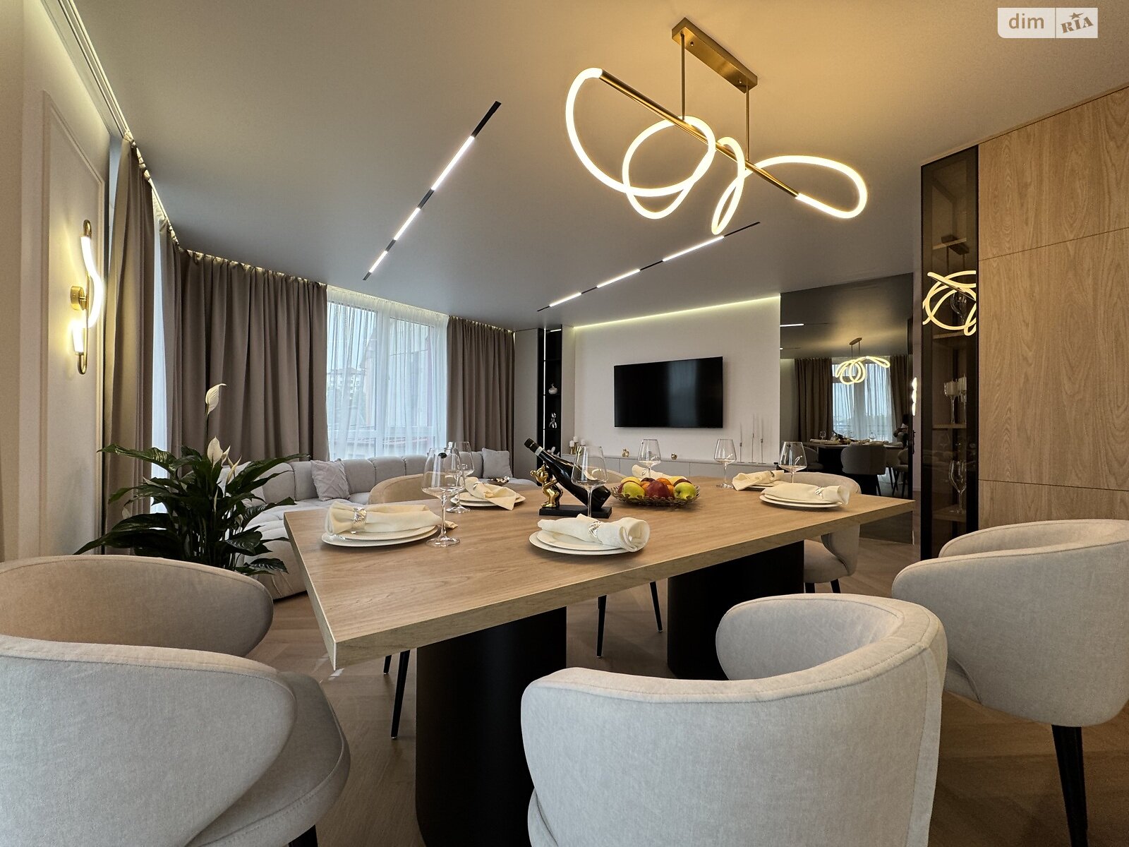 Продажа двухкомнатной квартиры в Ивано-Франковске, на ул. Юліана Пелеша 3 корпус 5, район Княгинин фото 1