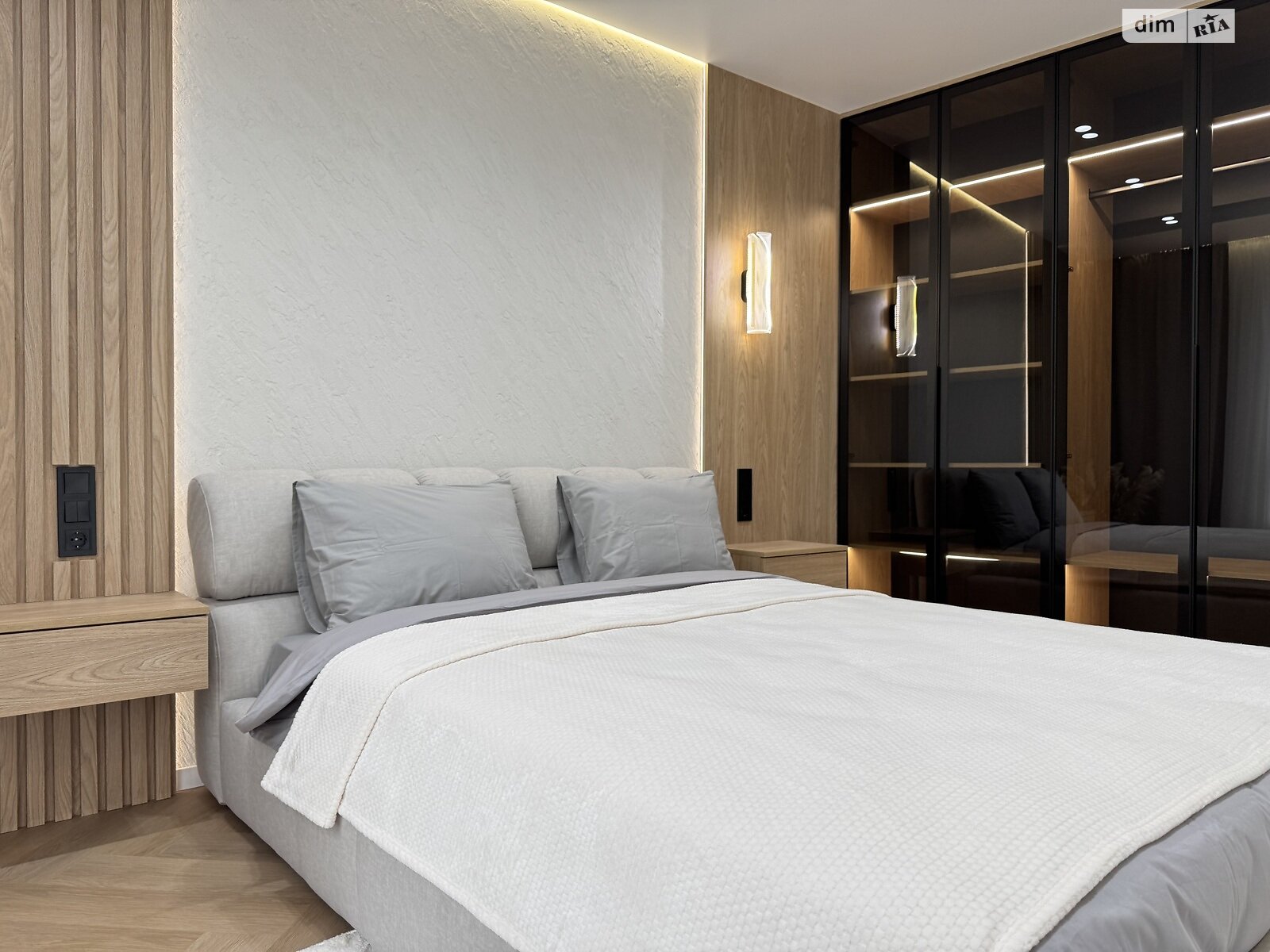 Продажа двухкомнатной квартиры в Ивано-Франковске, на ул. Юліана Пелеша 3 корпус 5, район Княгинин фото 1