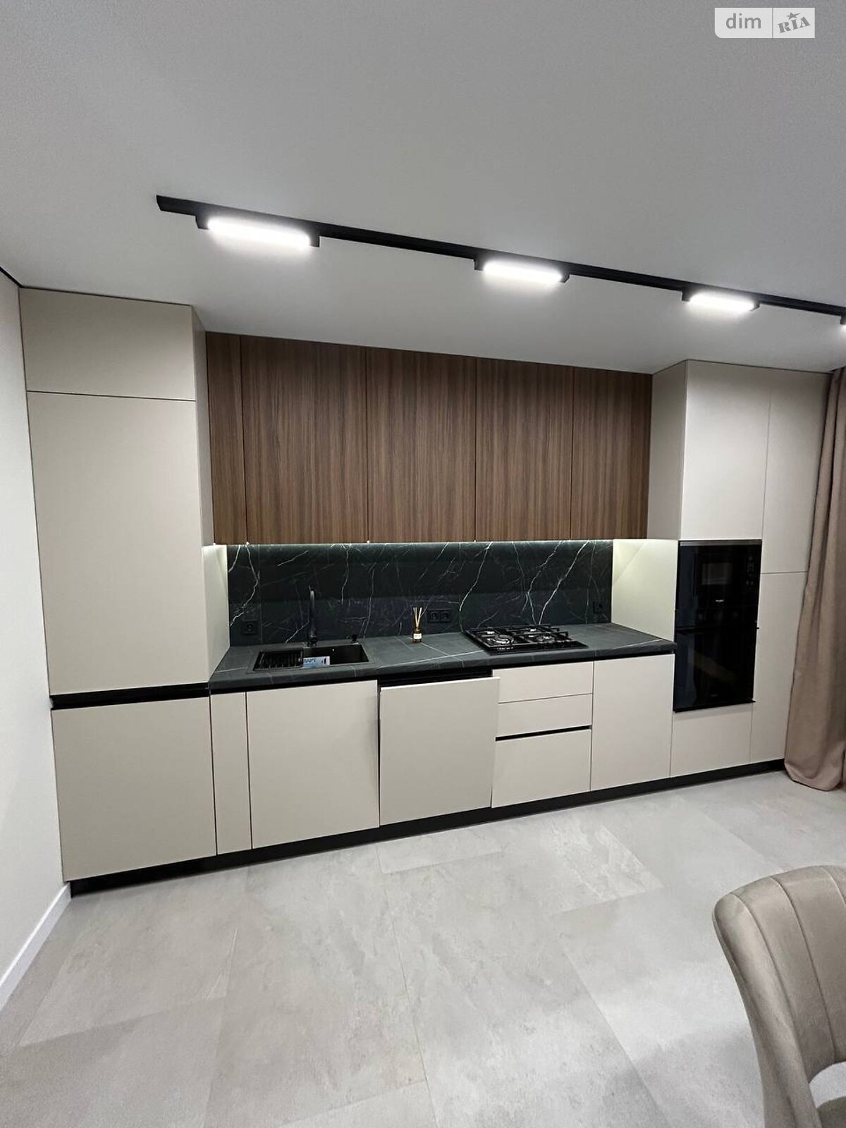 Продажа двухкомнатной квартиры в Ивано-Франковске, на ул. Юліана Пелеша, район Княгинин фото 1 Продажа двухкомнатной квартиры в Ивано-Франковске, на ул. Юліана Пелеша, район Княгинин фото 1