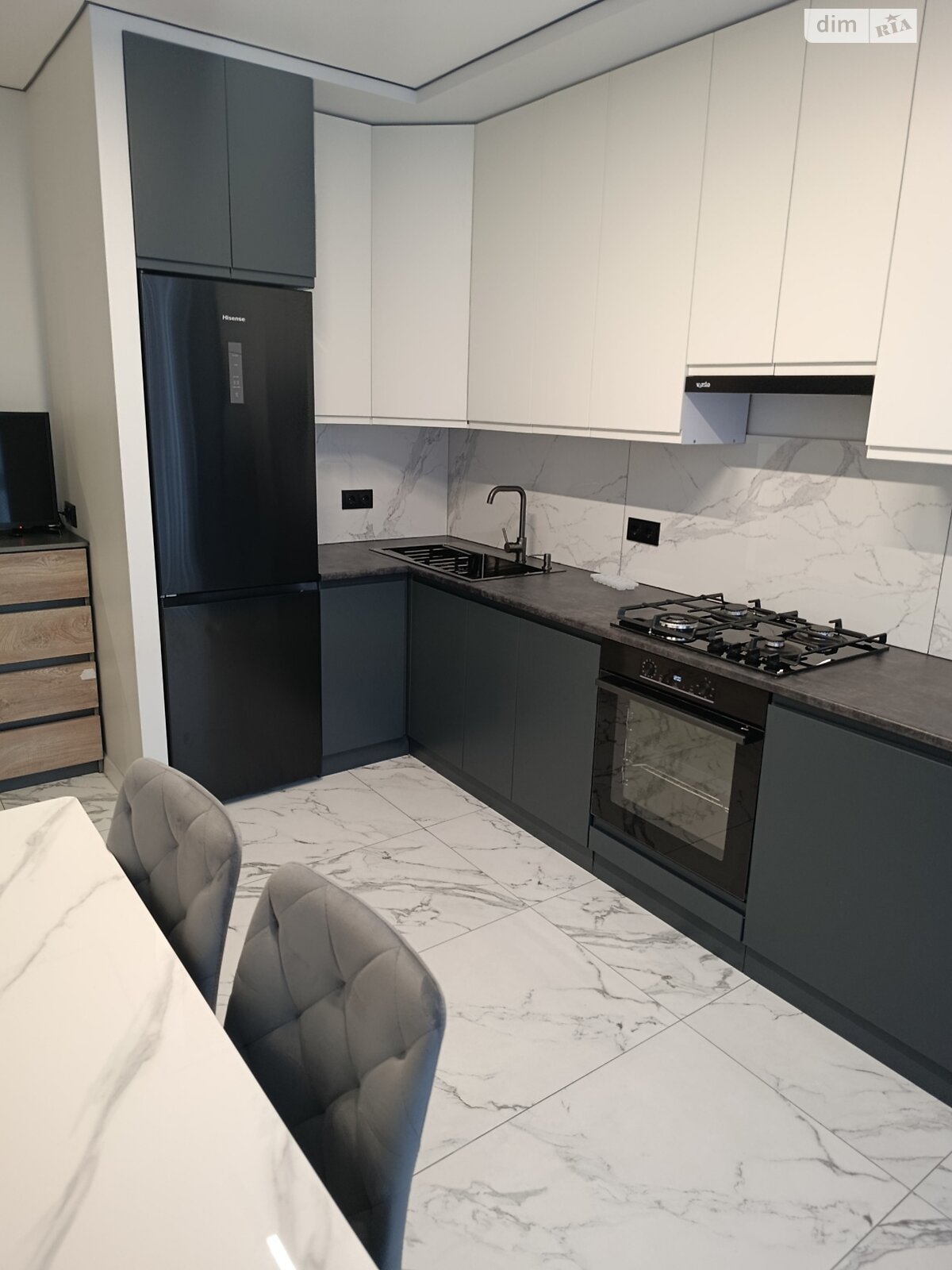 Продажа двухкомнатной квартиры в Ивано-Франковске, на ул. Юліана Пелеша 3 корпус 1, район Княгинин фото 1