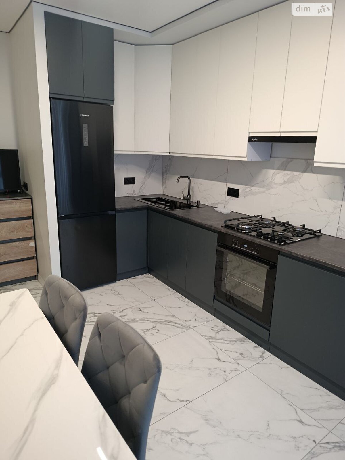 Продажа двухкомнатной квартиры в Ивано-Франковске, на ул. Юліана Пелеша 3 корпус 1, район Княгинин фото 1