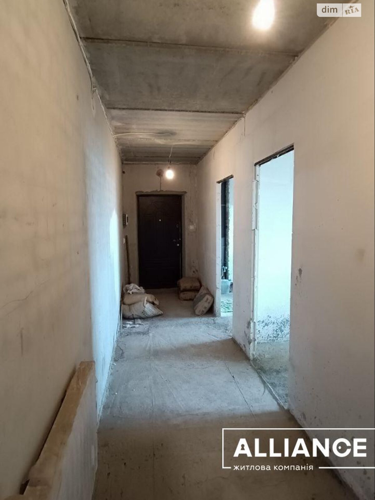 Продаж трикімнатної квартири в Івано-Франківську, на вул. Побутова 4, район Коновальця Чорновола фото 1 Продаж трикімнатної квартири в Івано-Франківську, на вул. Побутова 4, район Коновальця Чорновола фото 1