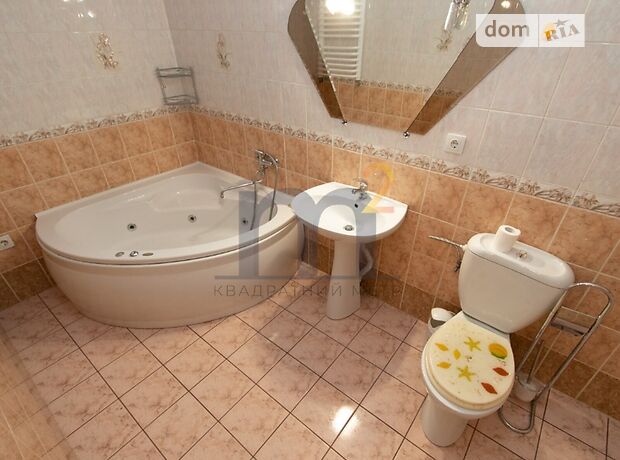 Продажа пятикомнатной квартиры в Ивано-Франковске, на ул. Черновола 99, район Коновальца Чорновола фото 1 Продажа пятикомнатной квартиры в Ивано-Франковске, на ул. Черновола 99, район Коновальца Чорновола фото 1
