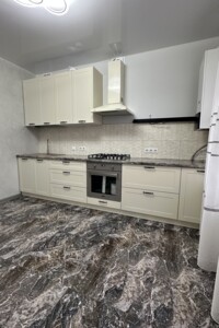 Продаж трикімнатної квартири в Івано-Франківську, на вул. Карпатської Січі 6Б, район Коновальця Чорновола фото 2 Продаж трикімнатної квартири в Івано-Франківську, на вул. Карпатської Січі 6Б, район Коновальця Чорновола фото 2