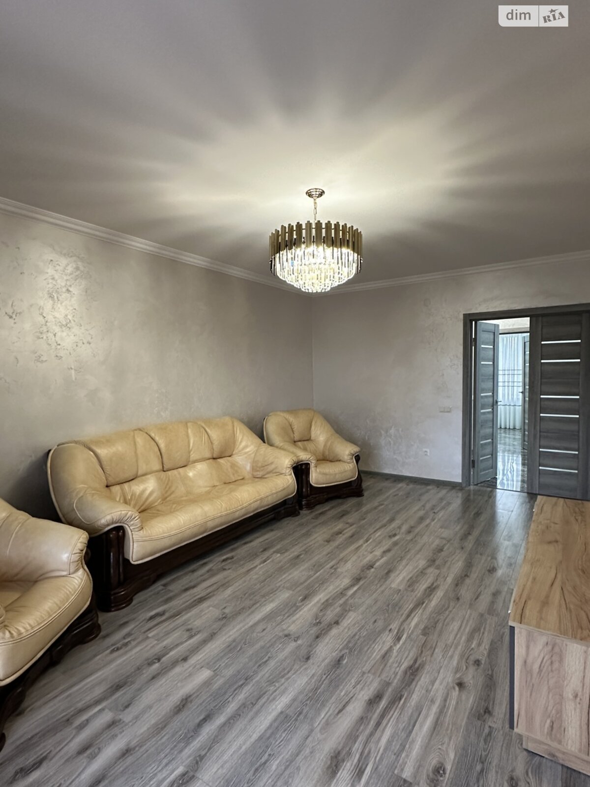 Продаж трикімнатної квартири в Івано-Франківську, на вул. Карпатської Січі 6Б, район Коновальця Чорновола фото 1 Продаж трикімнатної квартири в Івано-Франківську, на вул. Карпатської Січі 6Б, район Коновальця Чорновола фото 1