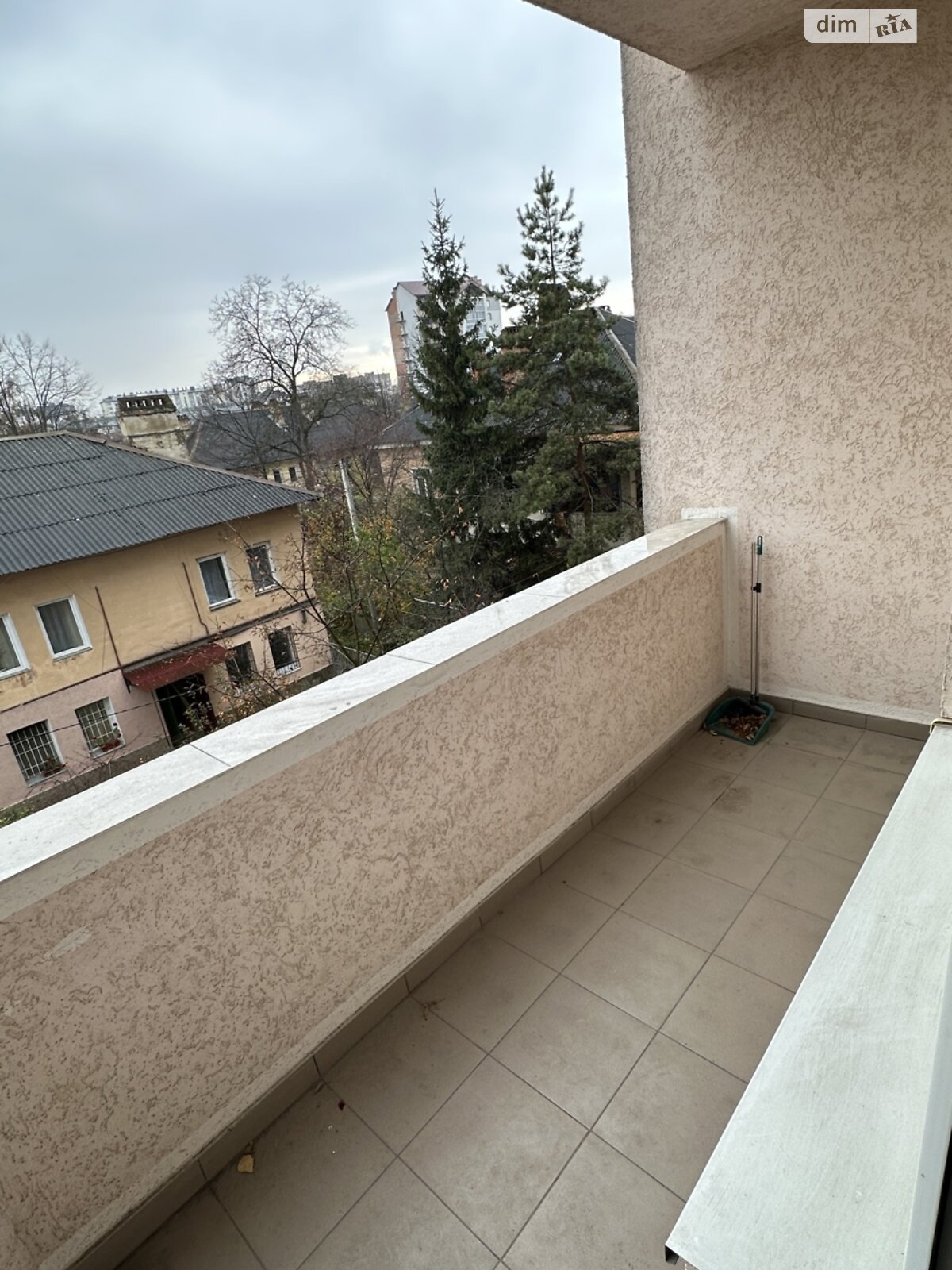 Продаж трикімнатної квартири в Івано-Франківську, на вул. Карпатської Січі 6Б, район Коновальця Чорновола фото 1 Продаж трикімнатної квартири в Івано-Франківську, на вул. Карпатської Січі 6Б, район Коновальця Чорновола фото 1