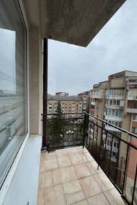 Продажа двухкомнатной квартиры в Ивано-Франковске, на ул. Коновальца Евгения 124А, район Коновальца Чорновола фото 2