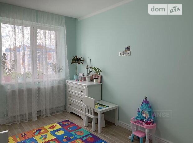 Продажа трехкомнатной квартиры в Ивано-Франковске, на ул. Национальной Гвардии, район Коновальца Чорновола фото 1 Продажа трехкомнатной квартиры в Ивано-Франковске, на ул. Национальной Гвардии, район Коновальца Чорновола фото 1