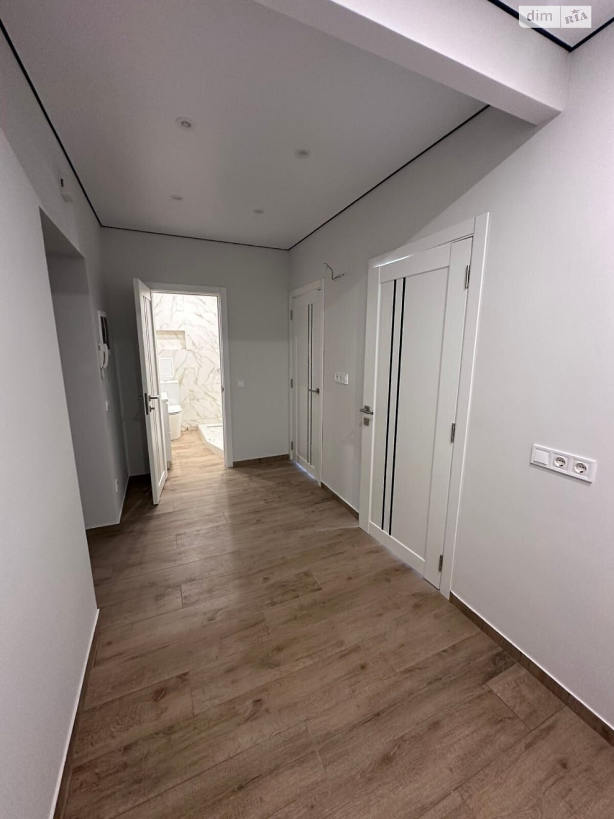 Продаж однокімнатної квартири в Івано-Франківську, на вул. Ребета Л. 10Д, район Коновальця Чорновола фото 1