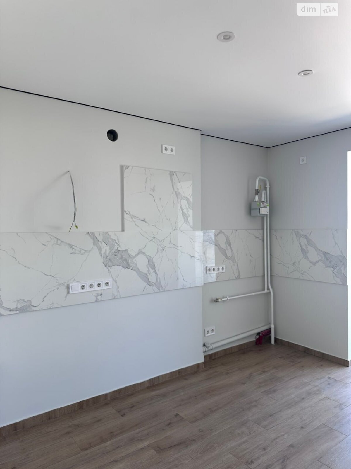 Продаж однокімнатної квартири в Івано-Франківську, на вул. Ребета Л. 10Д, район Коновальця Чорновола фото 1