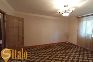 Продаж трикімнатної квартири в Івано-Франківську, на вул. Слави Стецько 3, район Коновальця Чорновола фото 2