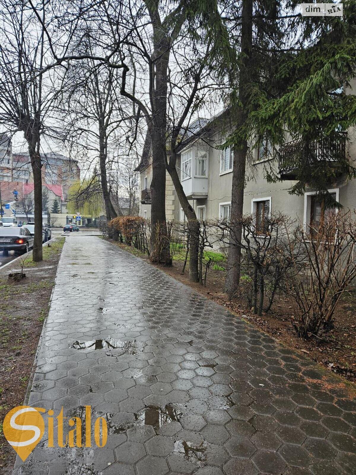 Продаж трикімнатної квартири в Івано-Франківську, на вул. Слави Стецько 3, район Коновальця Чорновола фото 1 Продаж трикімнатної квартири в Івано-Франківську, на вул. Слави Стецько 3, район Коновальця Чорновола фото 1