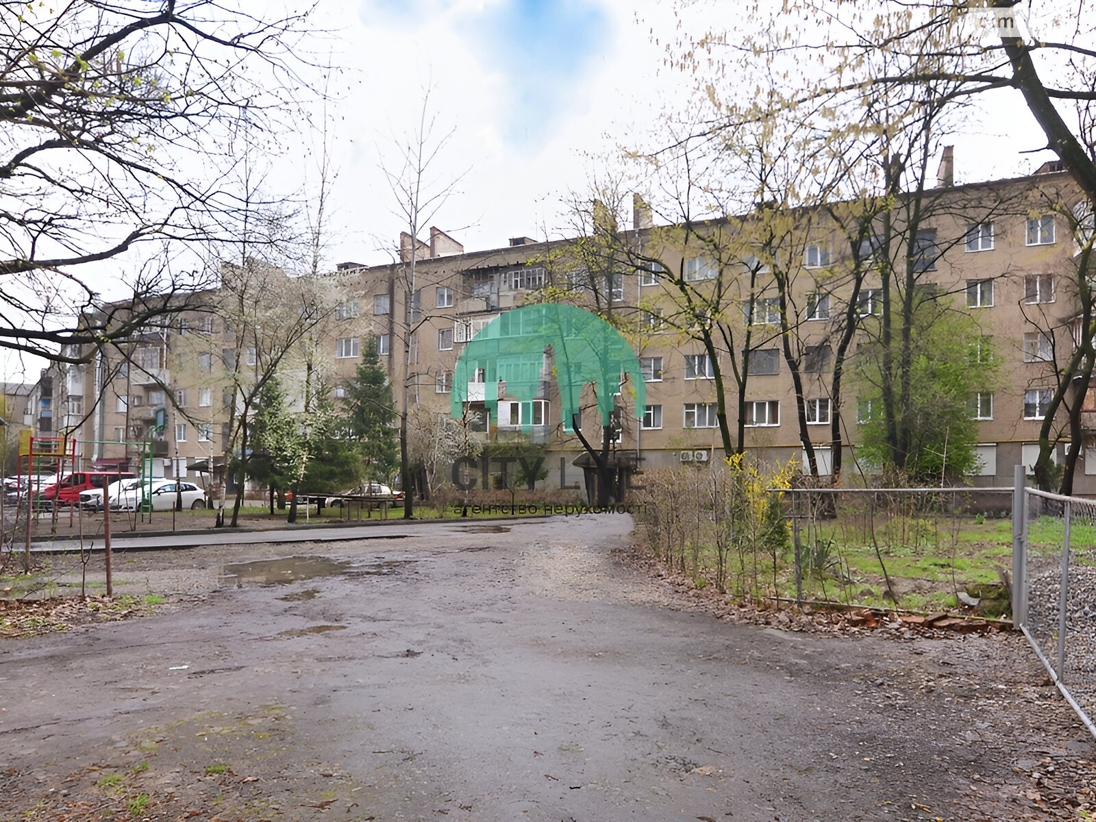 Продаж двокімнатної квартири в Івано-Франківську, на вул. В'ячеслава Чорновола 98, район Коновальця Чорновола фото 1 Продаж двокімнатної квартири в Івано-Франківську, на вул. В'ячеслава Чорновола 98, район Коновальця Чорновола фото 1