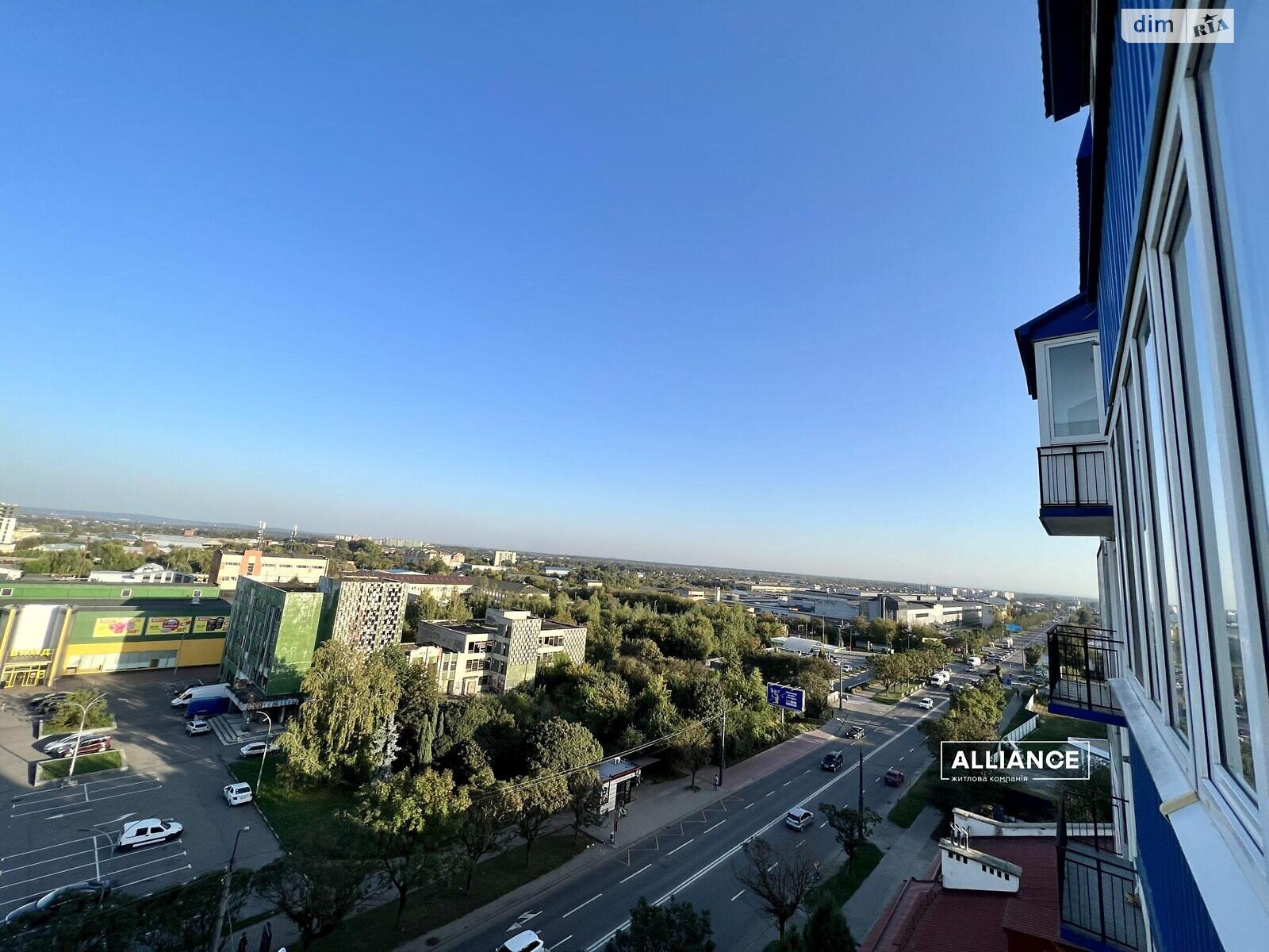 Продажа двухкомнатной квартиры в Ивано-Франковске, на ул. Коновальца Евгения, фото 1