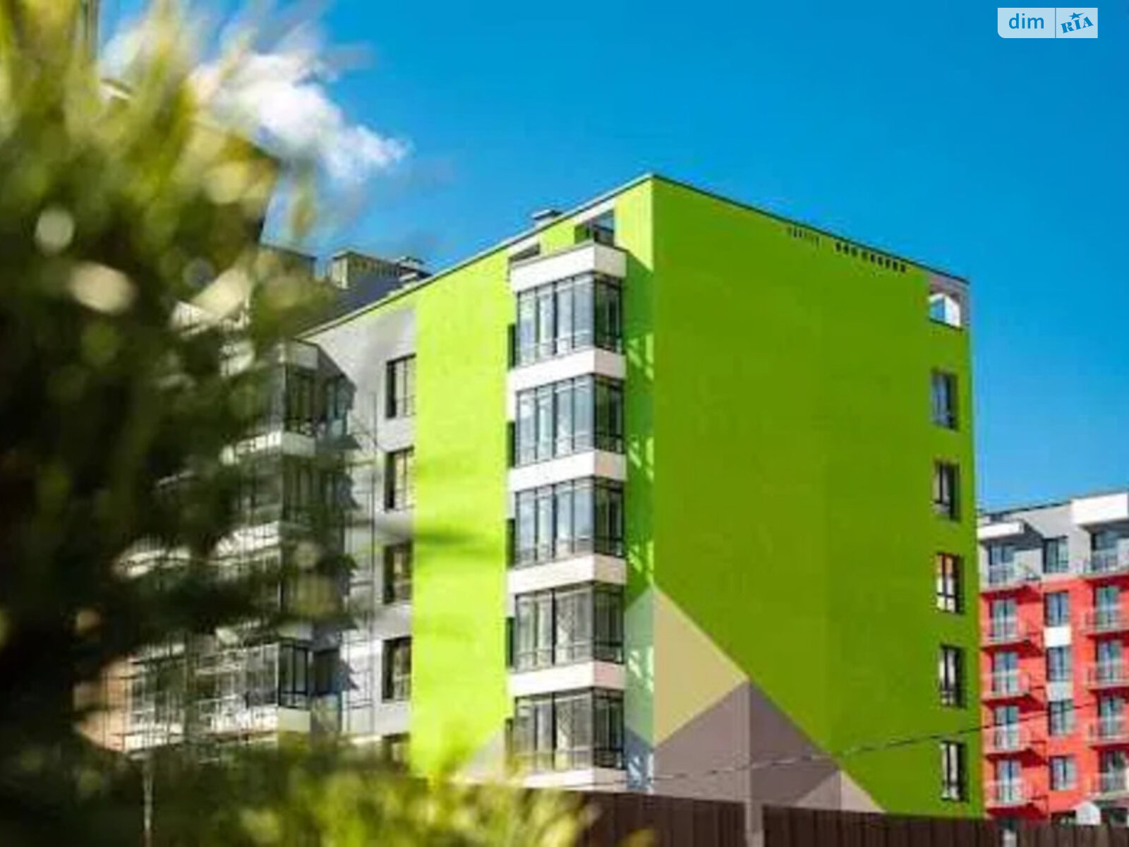 Продажа трехкомнатной квартиры в Ивано-Франковске, на ул. Коновальца Евгения, фото 1