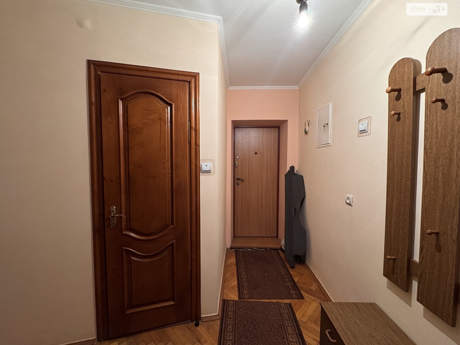 Продажа трехкомнатной квартиры в Ивано-Франковске, на ул. Коновальца Евгения 147, фото 1 Продажа трехкомнатной квартиры в Ивано-Франковске, на ул. Коновальца Евгения 147, фото 1