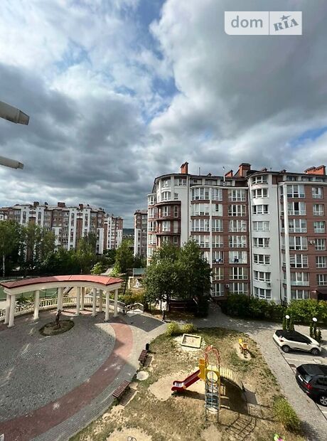 Продажа двухкомнатной квартиры в Ивано-Франковске, на ул. Дворская, район Калинова Слобода фото 1 Продажа двухкомнатной квартиры в Ивано-Франковске, на ул. Дворская, район Калинова Слобода фото 1