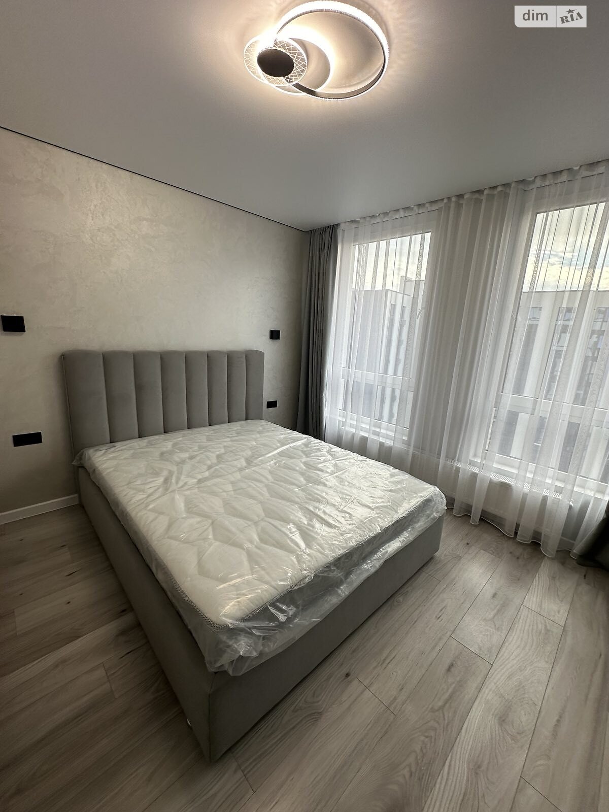 Продаж однокімнатної квартири в Івано-Франківську, на вул. Героїв Миколаєва 129, район Майзлі фото 1