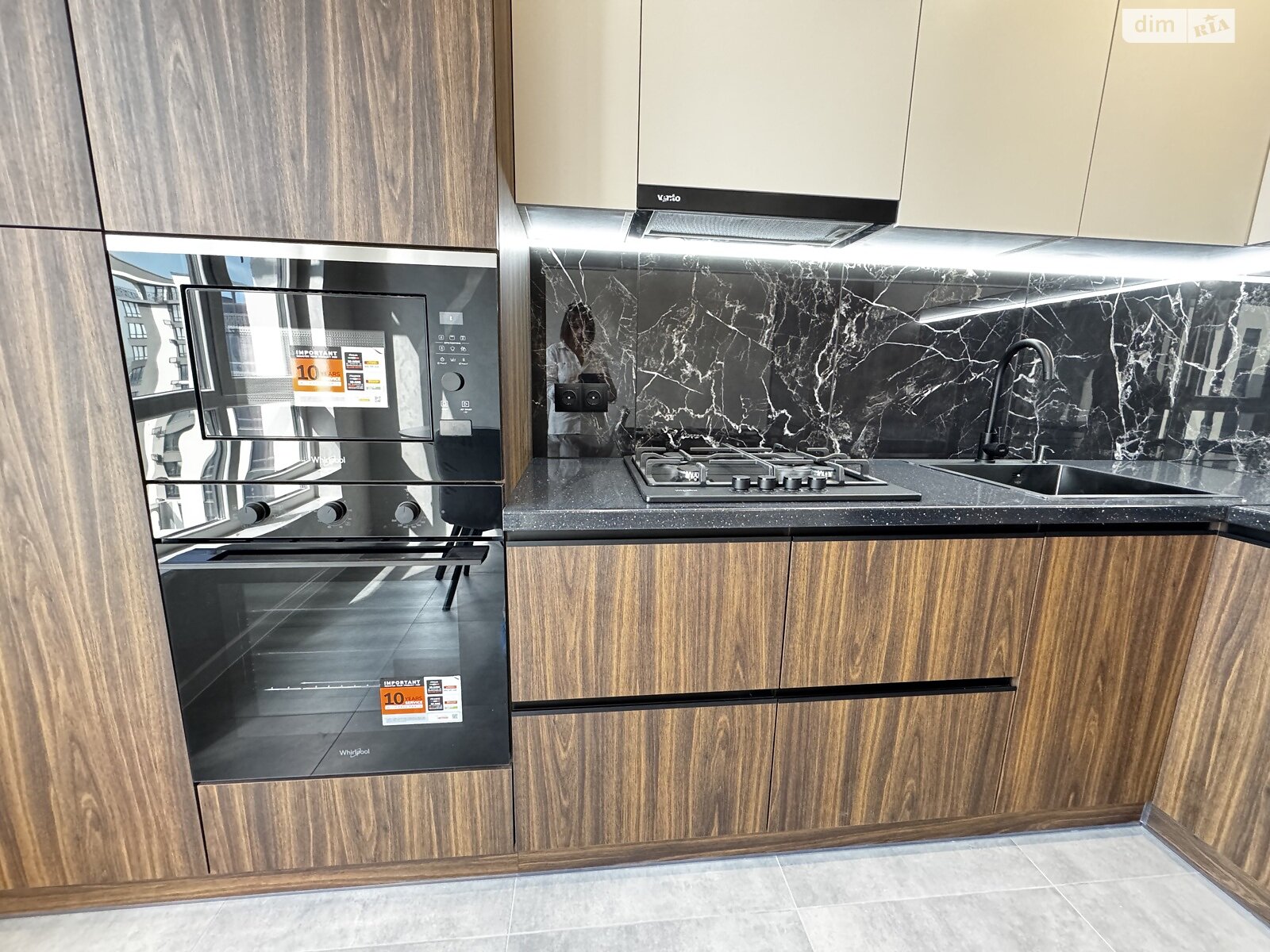 Продаж однокімнатної квартири в Івано-Франківську, на вул. Героїв Миколаєва, район Майзлі фото 1 Продаж однокімнатної квартири в Івано-Франківську, на вул. Героїв Миколаєва, район Майзлі фото 1