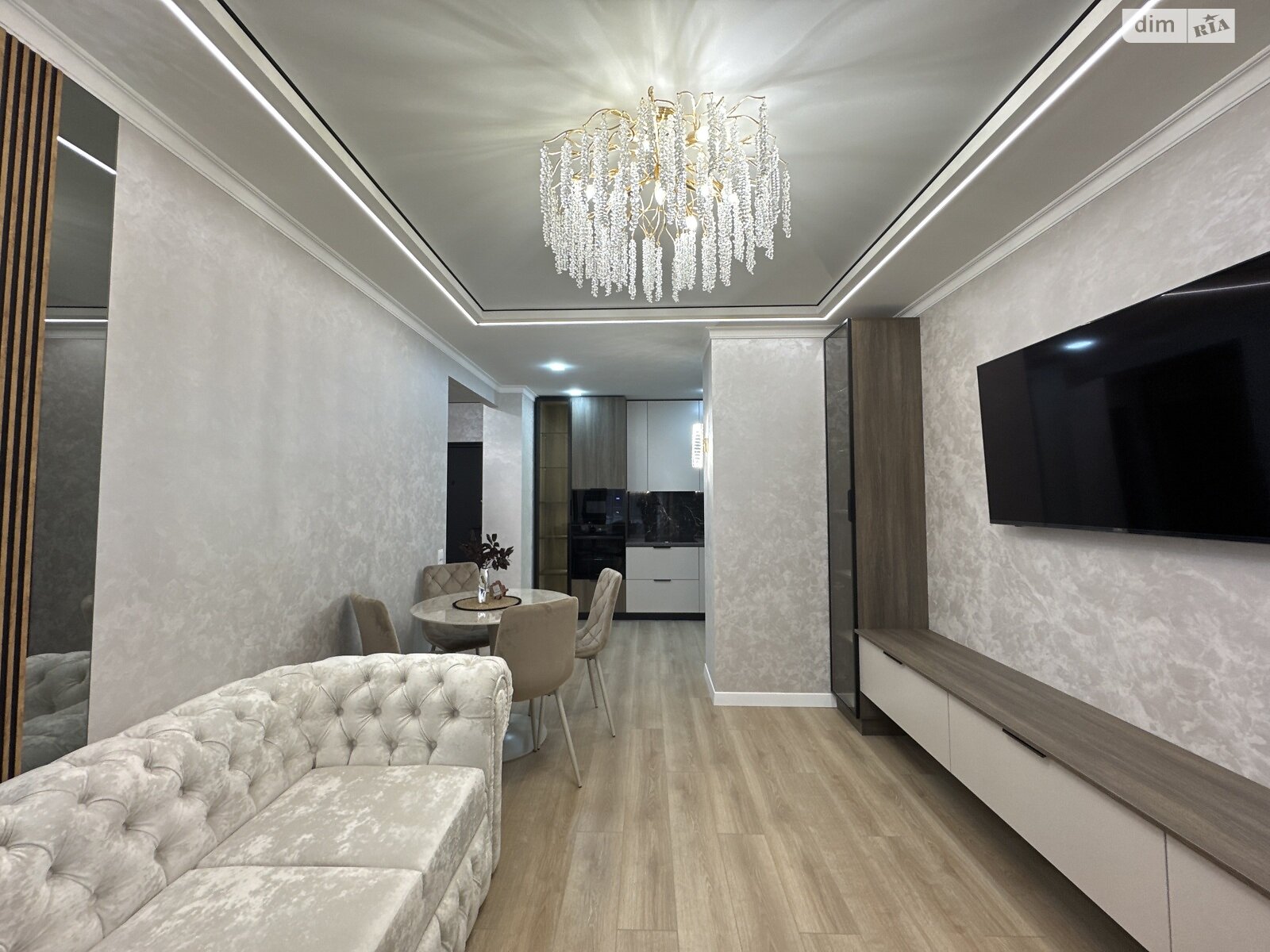 Продаж двокімнатної квартири в Івано-Франківську, на вул. Героїв Миколаєва 129А, район Майзлі фото 1 Продаж двокімнатної квартири в Івано-Франківську, на вул. Героїв Миколаєва 129А, район Майзлі фото 1