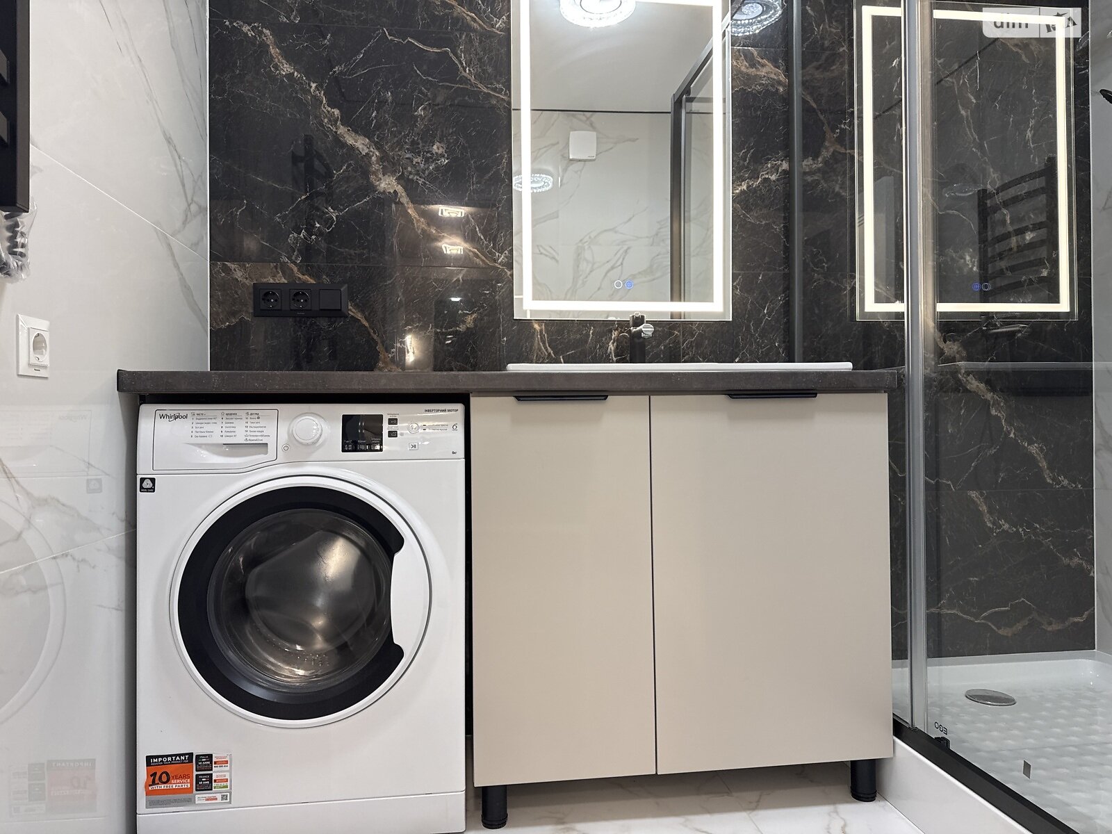 Продаж двокімнатної квартири в Івано-Франківську, на вул. Героїв Миколаєва 129А, район Майзлі фото 1 Продаж двокімнатної квартири в Івано-Франківську, на вул. Героїв Миколаєва 129А, район Майзлі фото 1