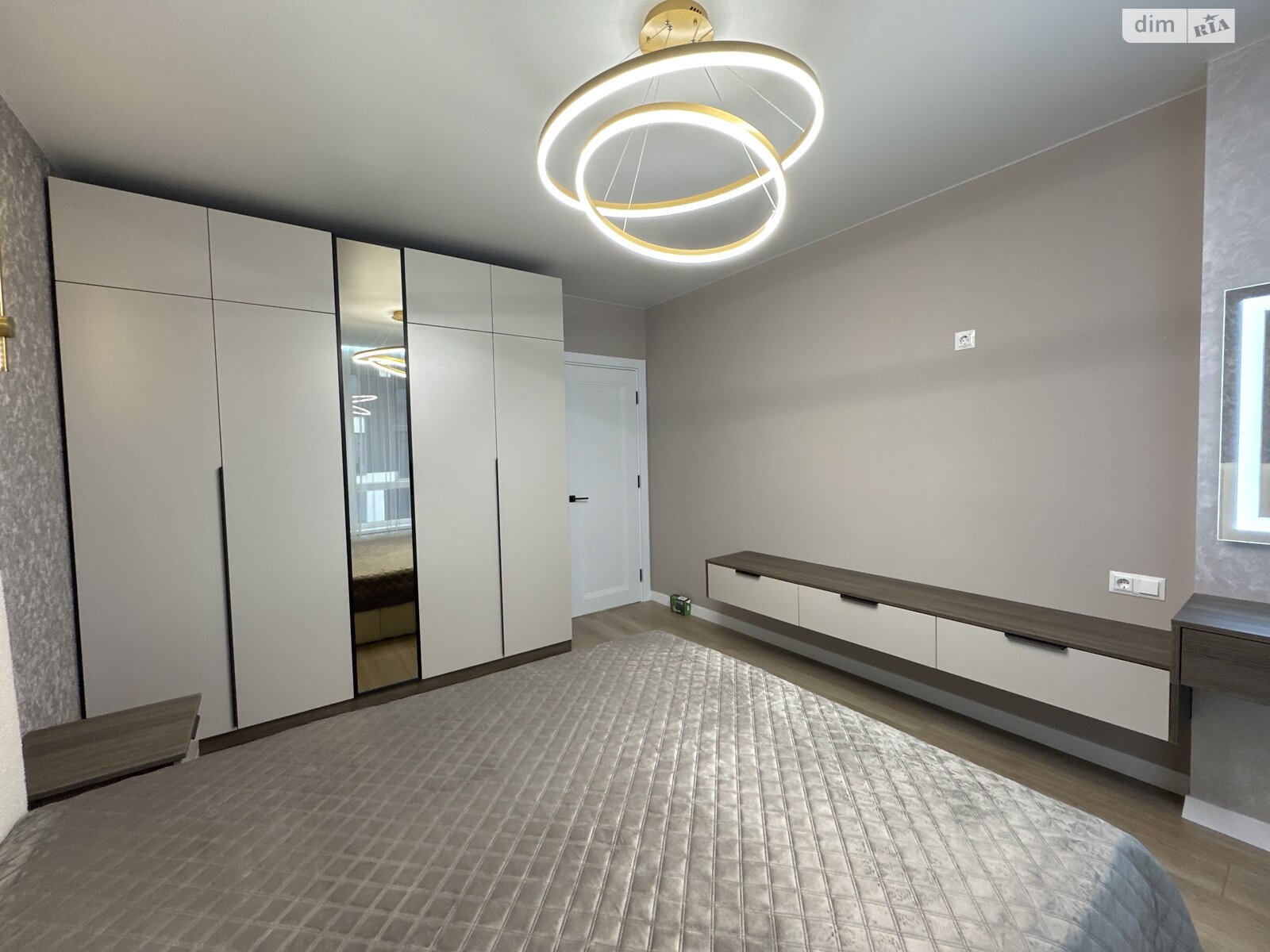 Продаж двокімнатної квартири в Івано-Франківську, на вул. Героїв Миколаєва 129А, район Майзлі фото 1 Продаж двокімнатної квартири в Івано-Франківську, на вул. Героїв Миколаєва 129А, район Майзлі фото 1