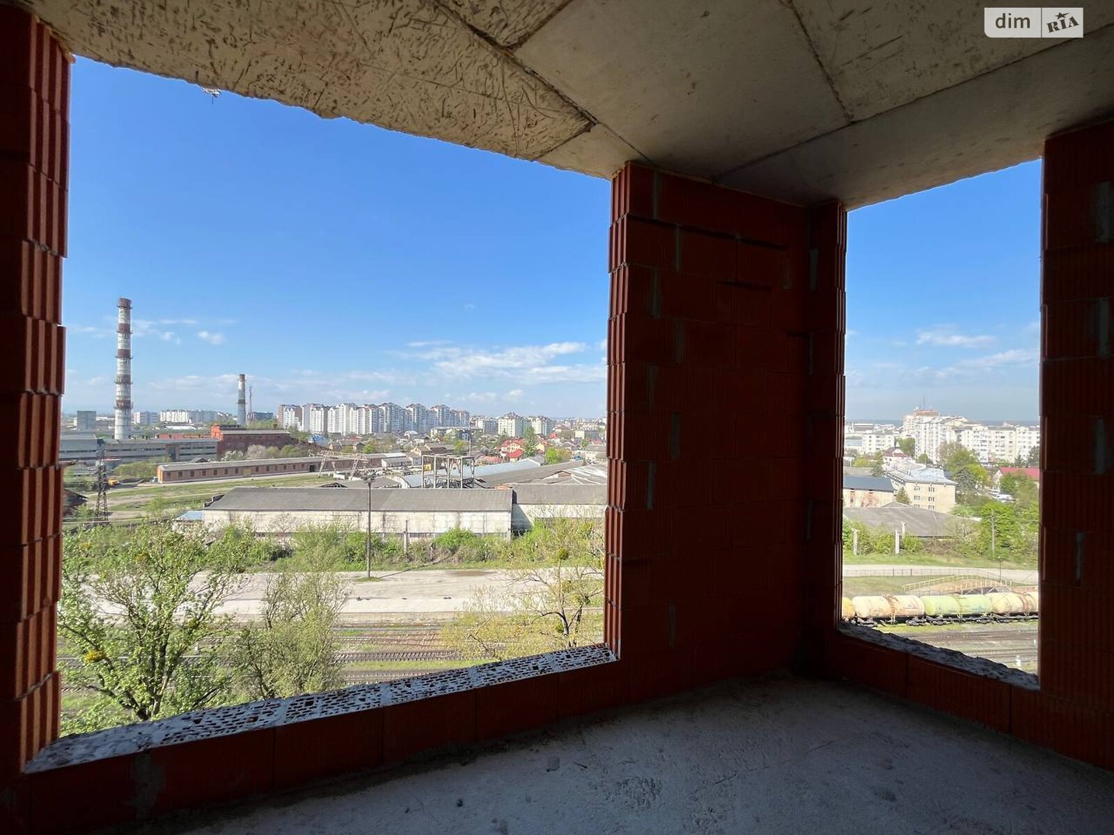 Продажа однокомнатной квартиры в Ивано-Франковске, на ул. Хриплинская 9, район Майзли фото 1 Продажа однокомнатной квартиры в Ивано-Франковске, на ул. Хриплинская 9, район Майзли фото 1