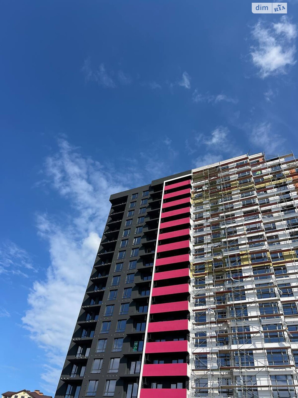 Продаж двокімнатної квартири в Івано-Франківську, на вул. Хриплинська 9, район Майзлі фото 1 Продаж двокімнатної квартири в Івано-Франківську, на вул. Хриплинська 9, район Майзлі фото 1