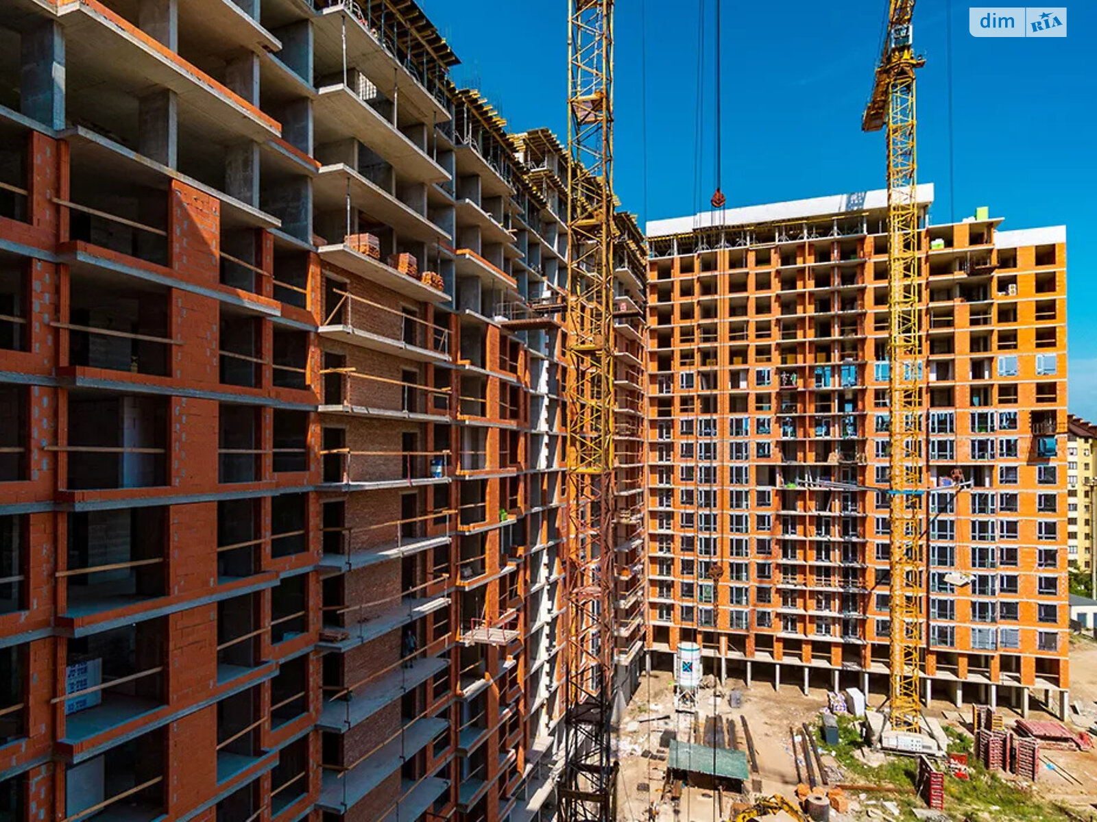 Продажа двухкомнатной квартиры в Ивано-Франковске, на ул. Хриплинская 9, район Майзли фото 1