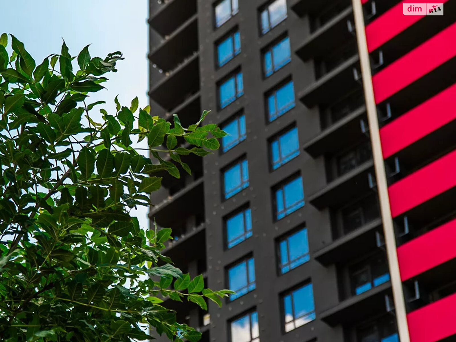 Продажа двухкомнатной квартиры в Ивано-Франковске, на ул. Хриплинская 9, район Майзли фото 1