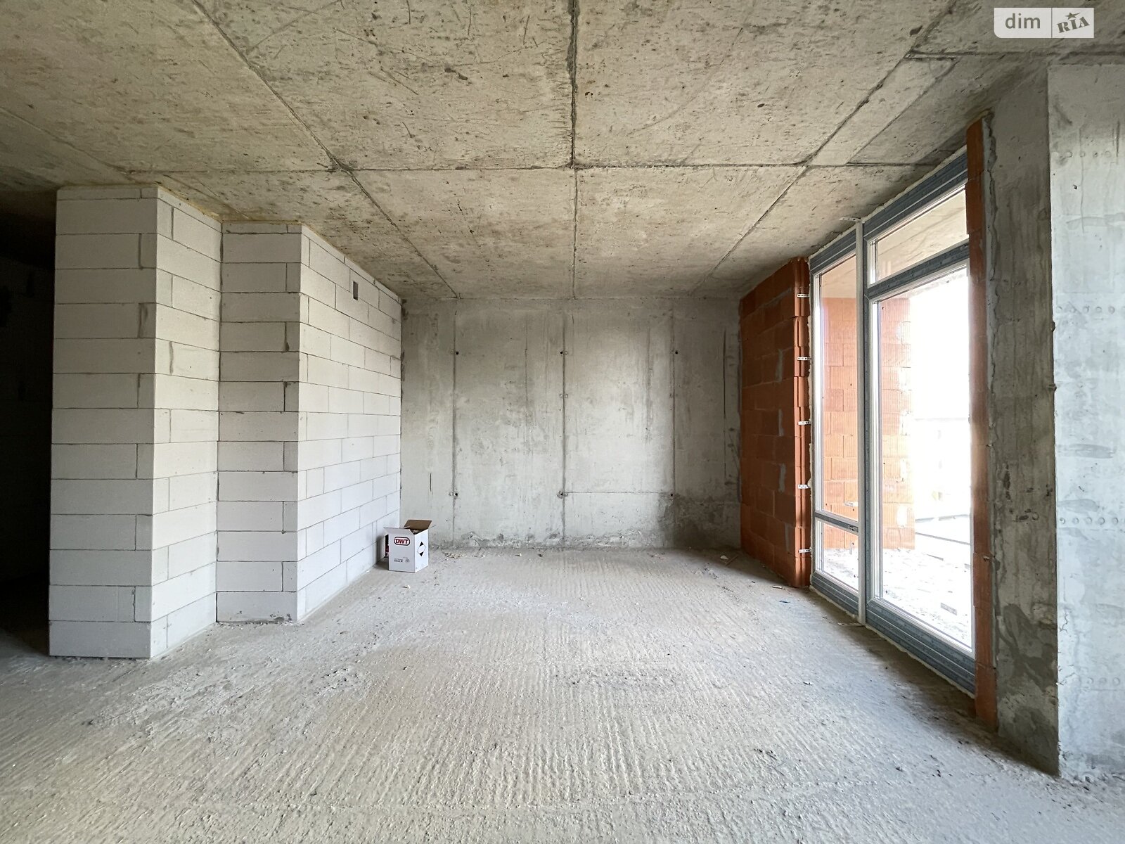 Продажа однокомнатной квартиры в Ивано-Франковске, на ул. Хриплинская 9, район Майзли фото 1 Продажа однокомнатной квартиры в Ивано-Франковске, на ул. Хриплинская 9, район Майзли фото 1