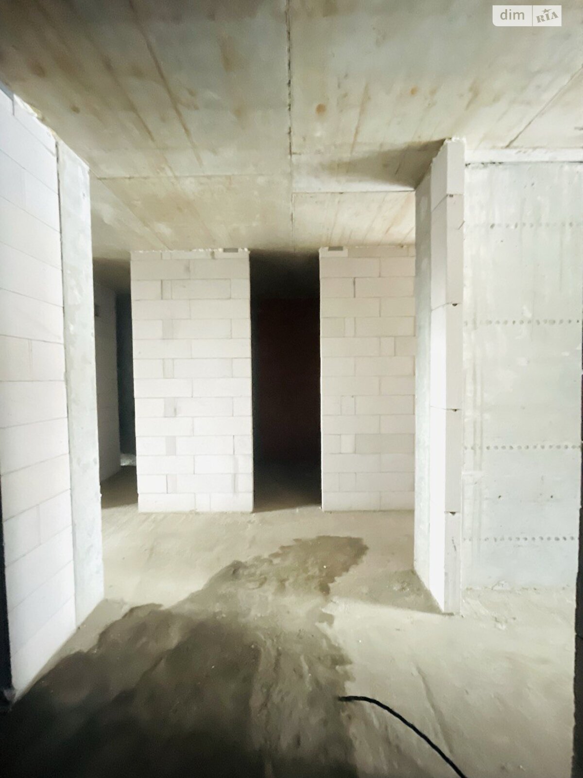 Продажа трехкомнатной квартиры в Ивано-Франковске, на ул. Хриплинская 9 корпус 2, район Майзли фото 1