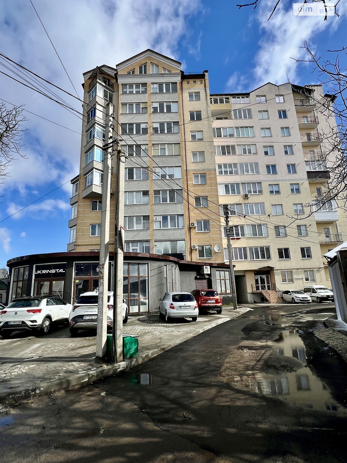 Продаж трикімнатної квартири в Івано-Франківську, на вул. Йосипа Сліпого 26, район Майзлі фото 1 Продаж трикімнатної квартири в Івано-Франківську, на вул. Йосипа Сліпого 26, район Майзлі фото 1