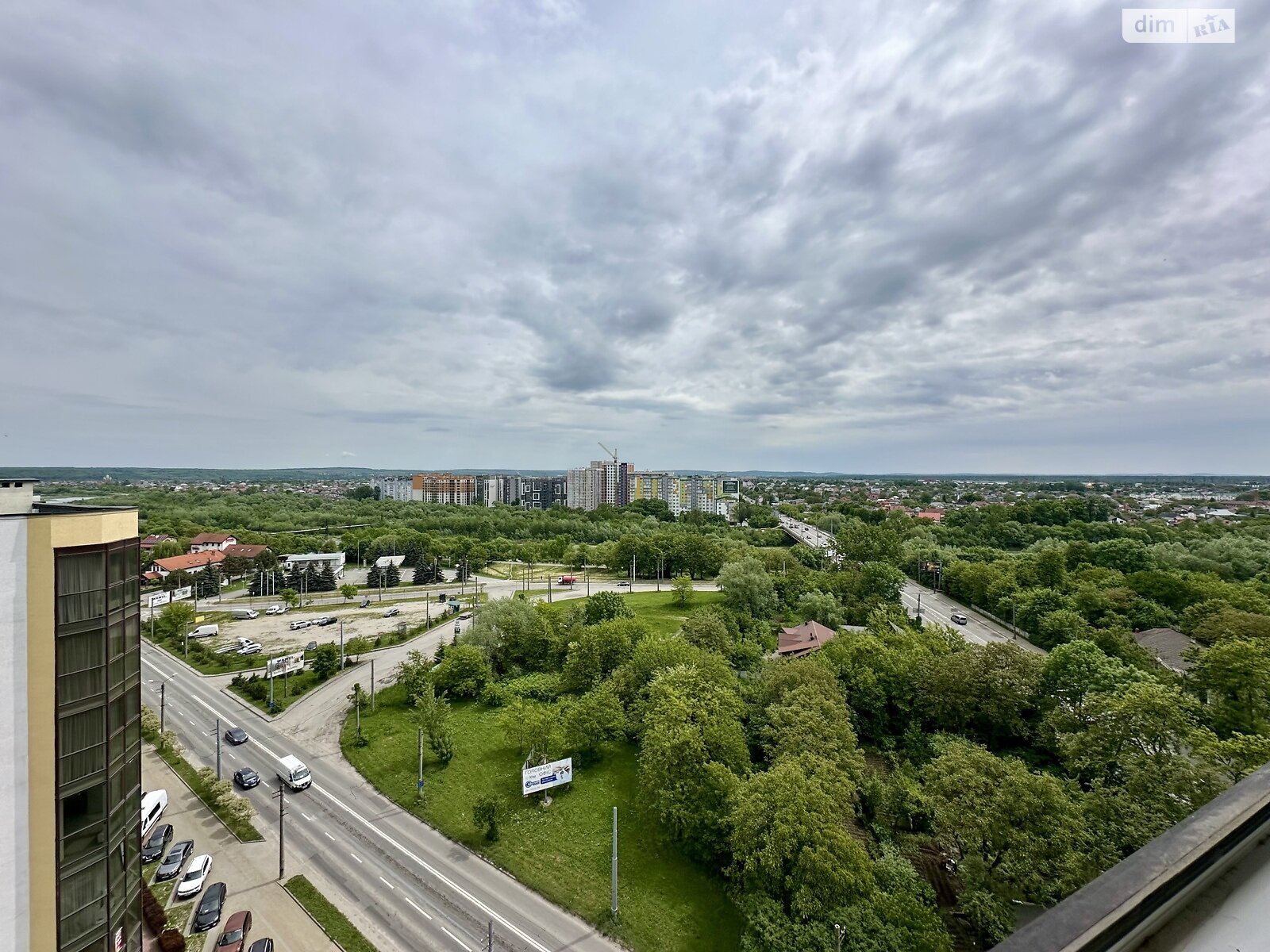Продаж трикімнатної квартири в Івано-Франківську, на вул. Івасюка 86, район Майзлі фото 1 Продаж трикімнатної квартири в Івано-Франківську, на вул. Івасюка 86, район Майзлі фото 1