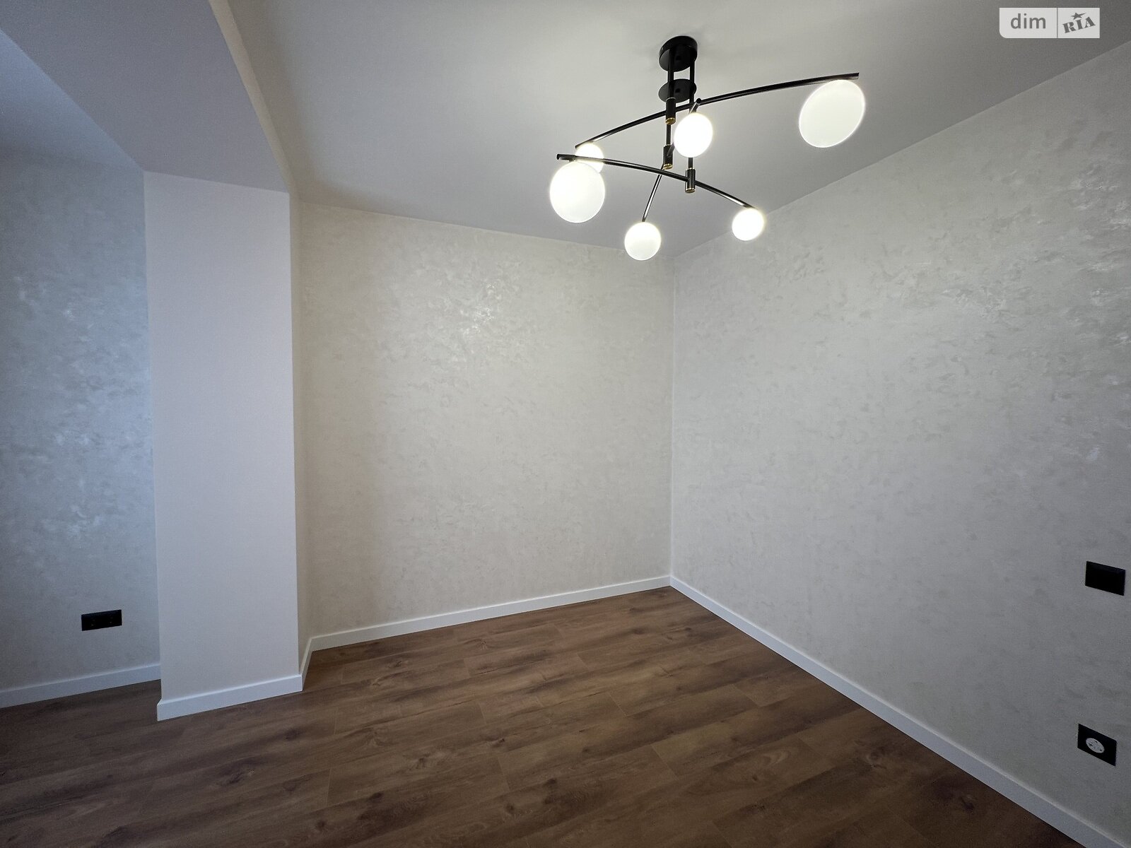 Продаж двокімнатної квартири в Івано-Франківську, на вул. Кисілевської Ольги 31, район Майзлі фото 1