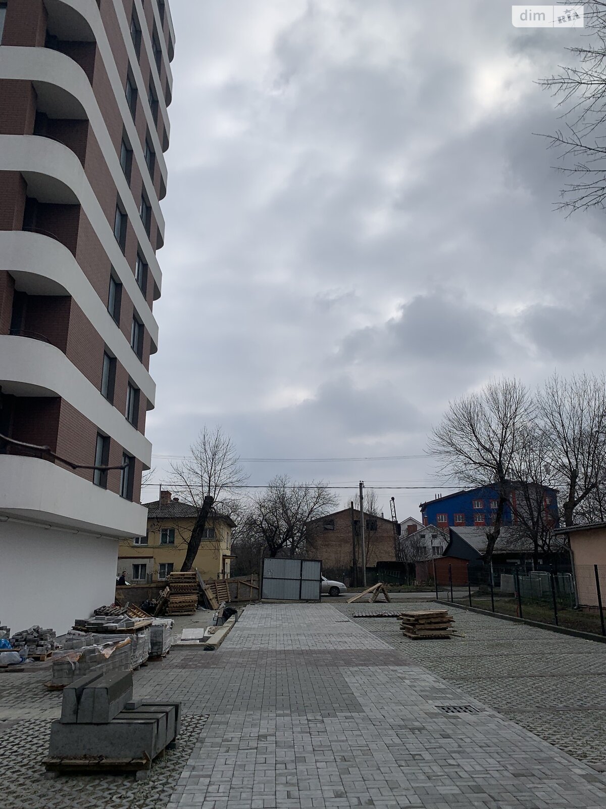 Продажа двухкомнатной квартиры в Ивано-Франковске, на ул. Независимости (Горького), район Майзли фото 1 Продажа двухкомнатной квартиры в Ивано-Франковске, на ул. Независимости (Горького), район Майзли фото 1